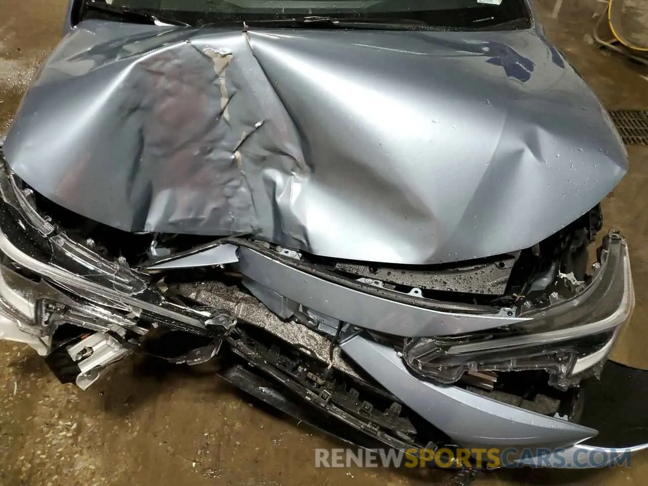11 Photograph of a damaged car JTDBDMHE9RJ008819 TOYOTA COROLLA 2024