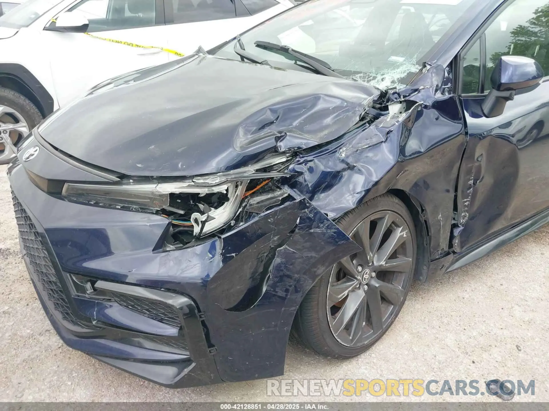 6 Фотография поврежденного автомобиля JTDS4MCE5RJ103854 TOYOTA COROLLA 2024