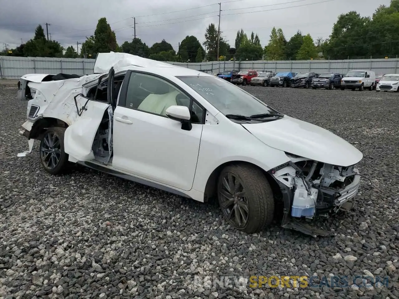 4 Photograph of a damaged car JTDS4MCE9R3519989 TOYOTA COROLLA 2024