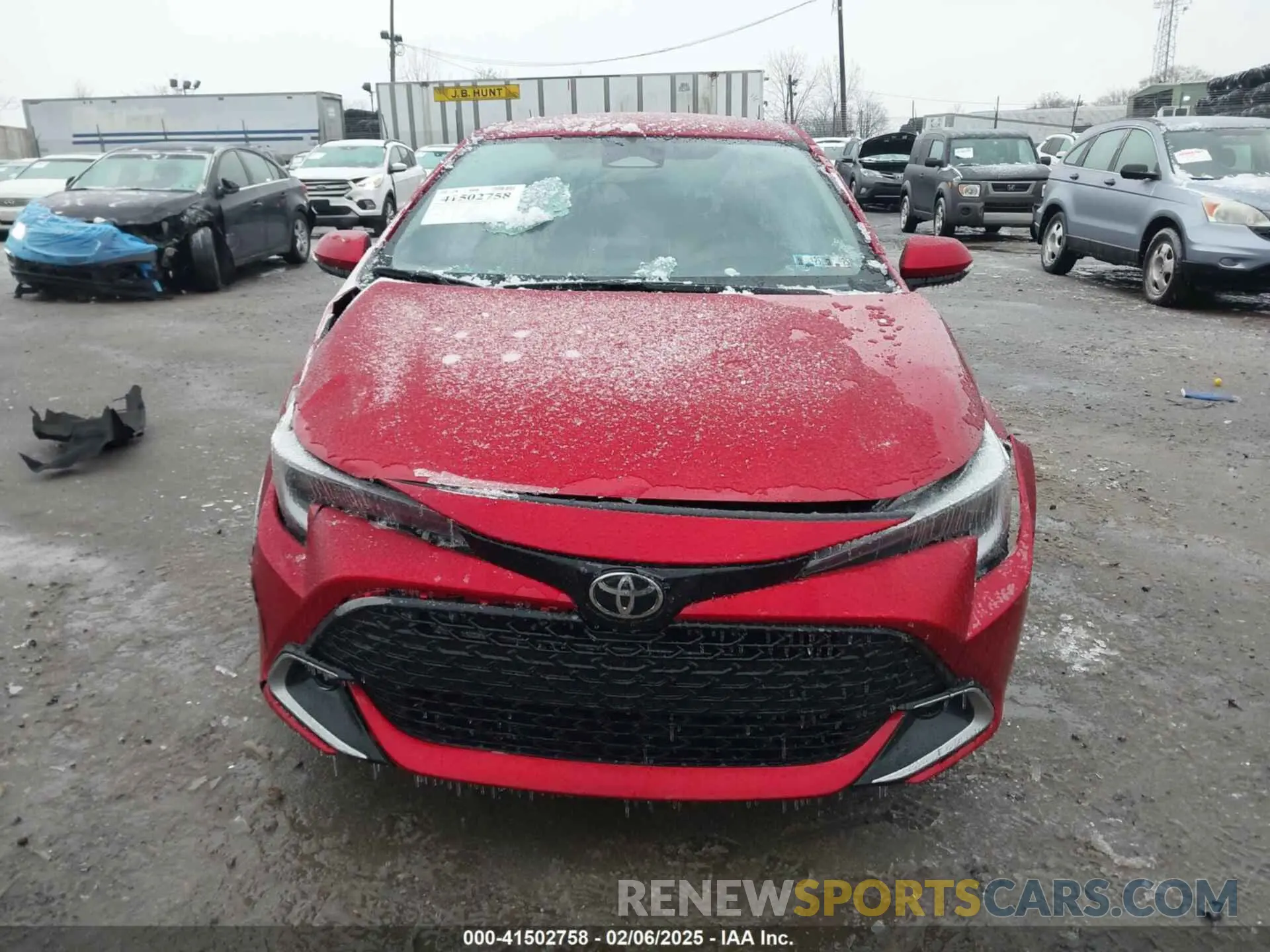 11 Фотография поврежденного автомобиля JTNC4MBE4R3225806 TOYOTA COROLLA 2024