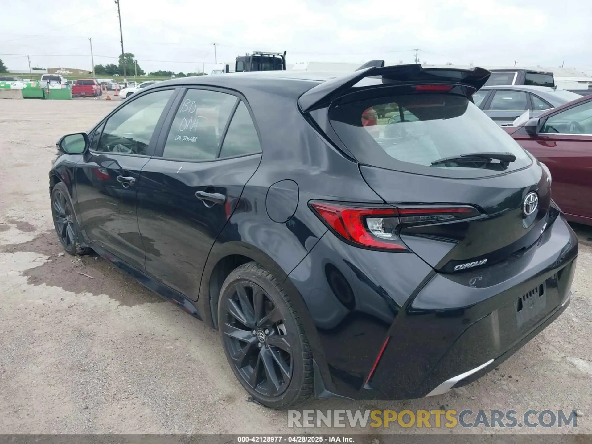 3 Фотография поврежденного автомобиля JTNC4MBE4R3229869 TOYOTA COROLLA 2024