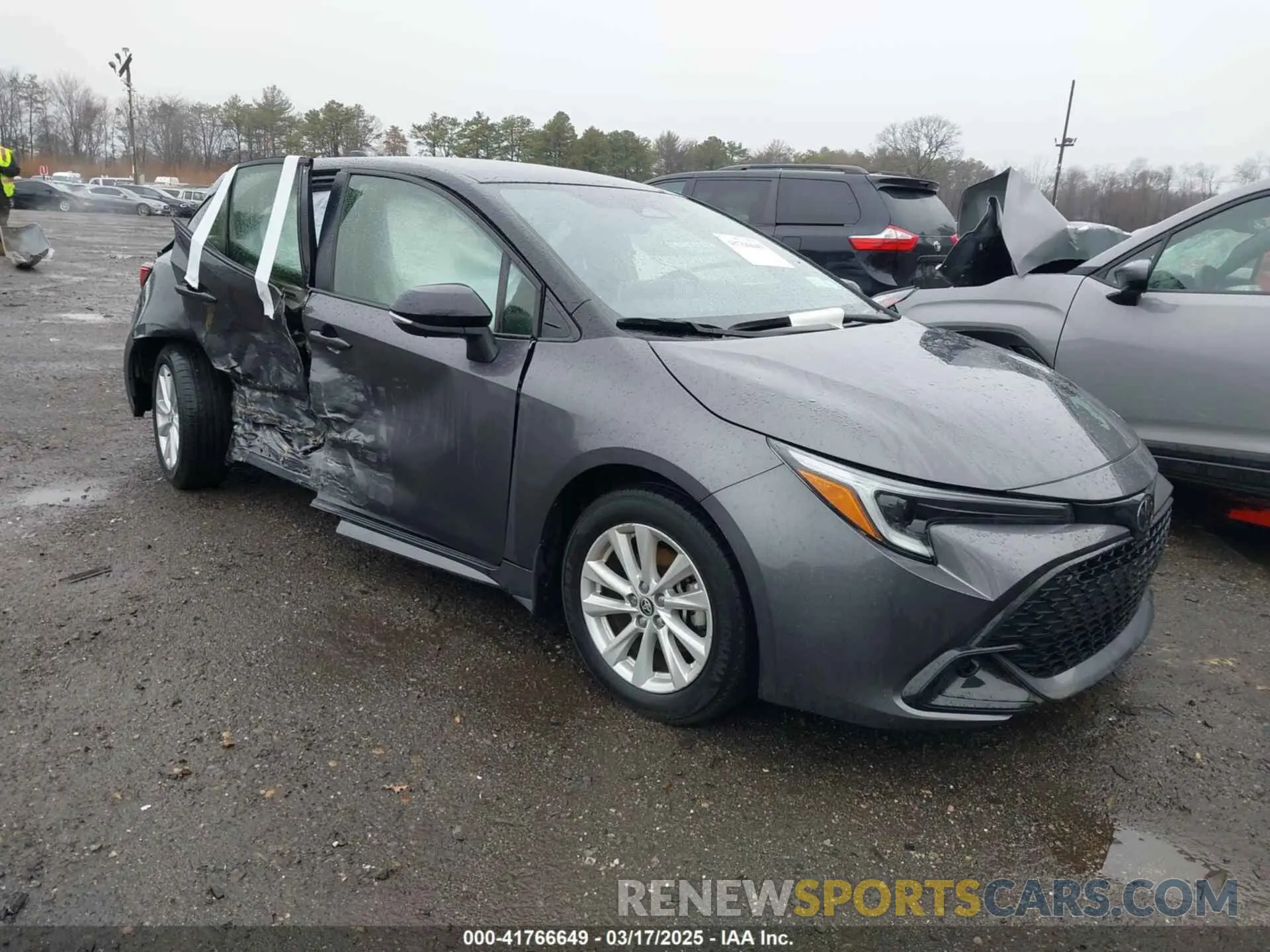 1 Photograph of a damaged car JTND4MBE5R3222322 TOYOTA COROLLA 2024
