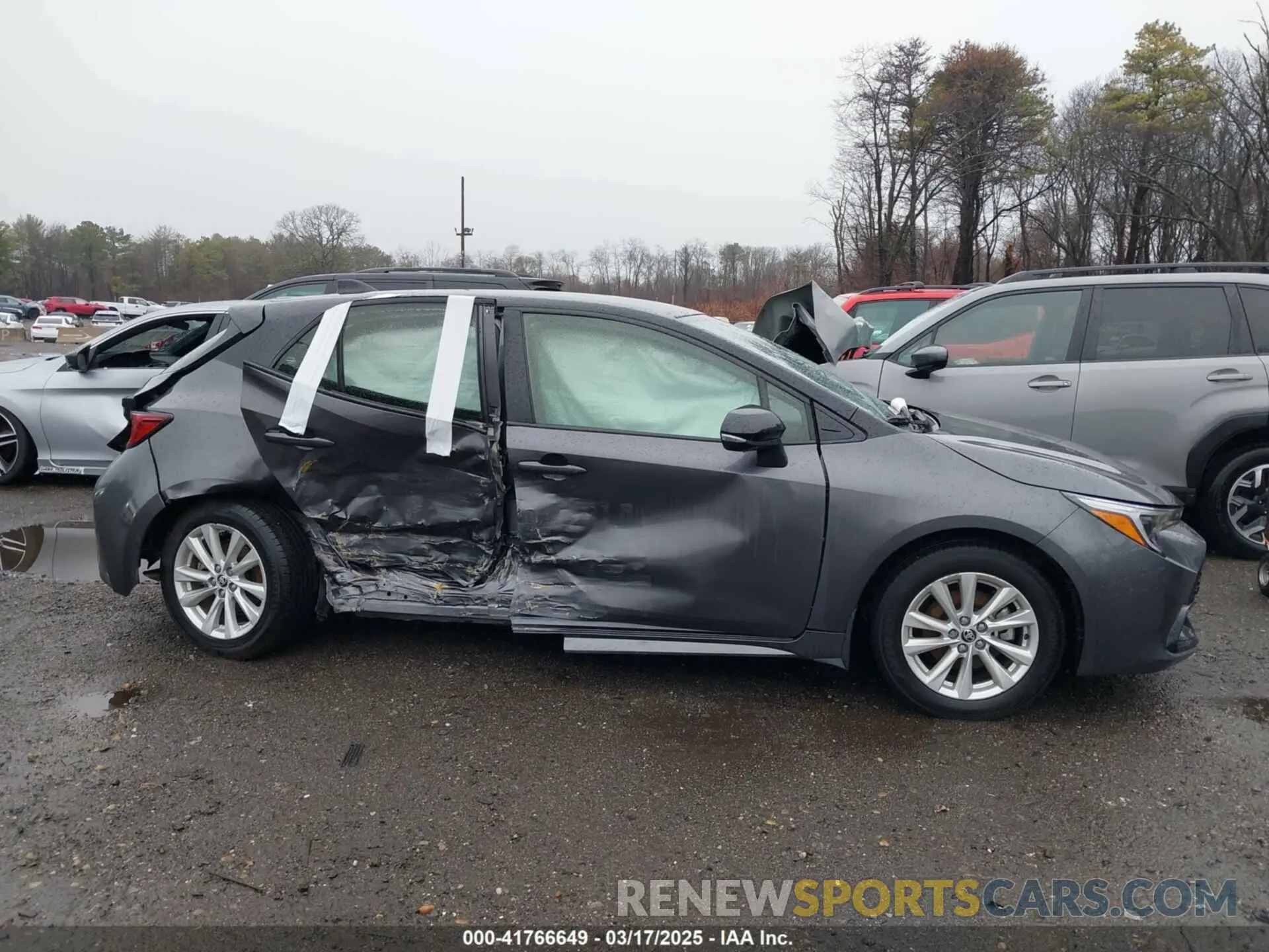 12 Photograph of a damaged car JTND4MBE5R3222322 TOYOTA COROLLA 2024