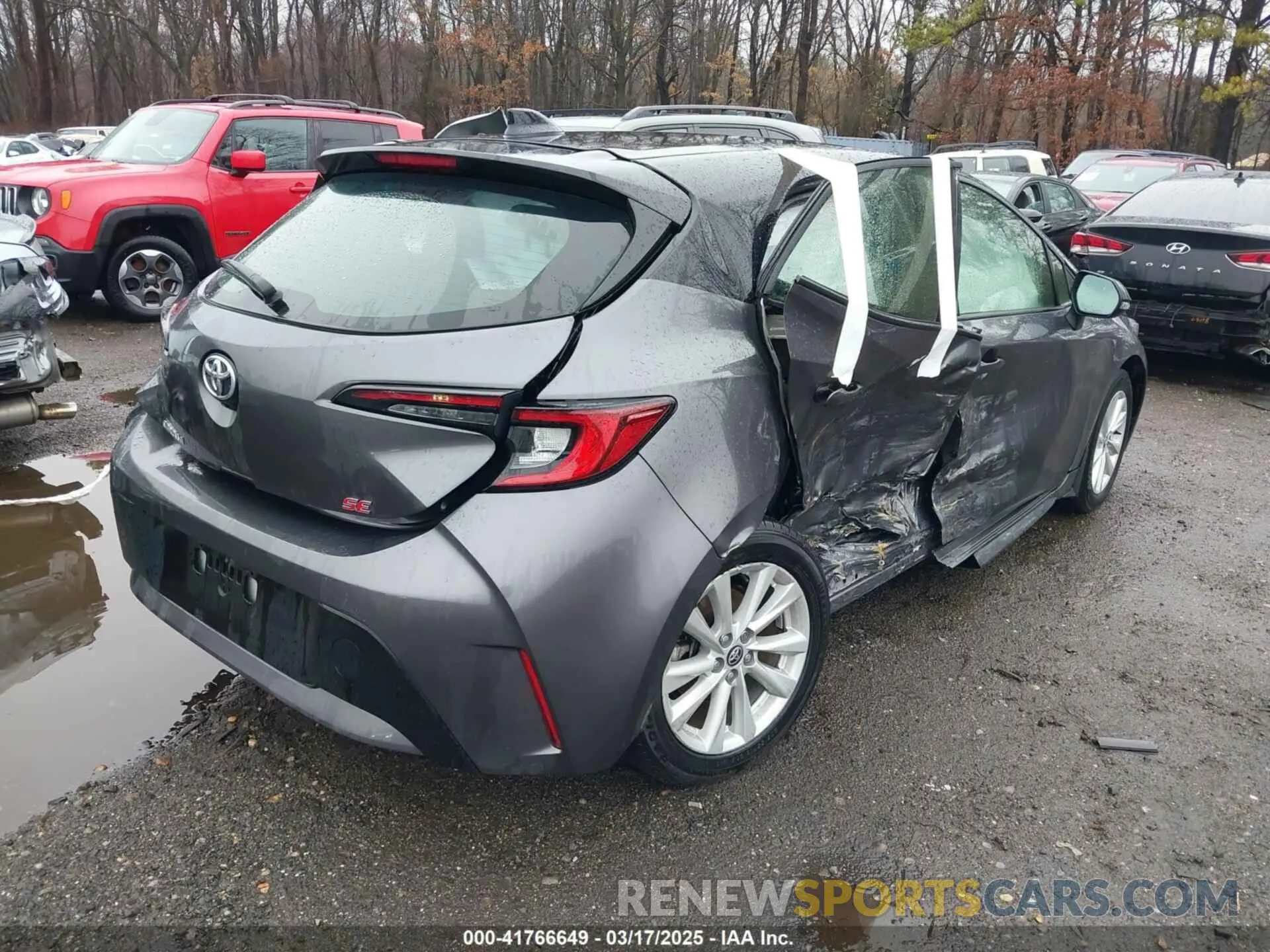 4 Photograph of a damaged car JTND4MBE5R3222322 TOYOTA COROLLA 2024