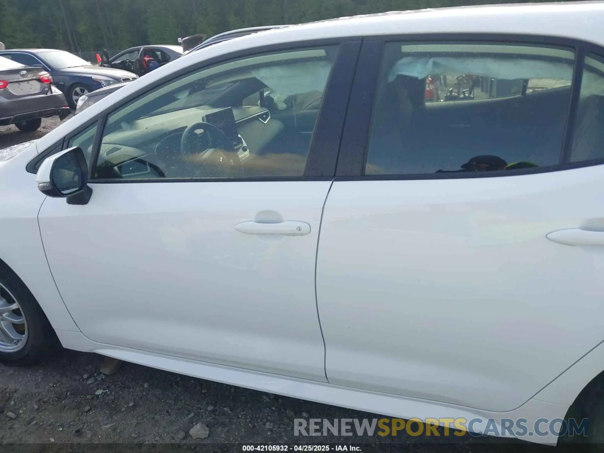 15 Photograph of a damaged car JTND4MBEXR3218573 TOYOTA COROLLA 2024