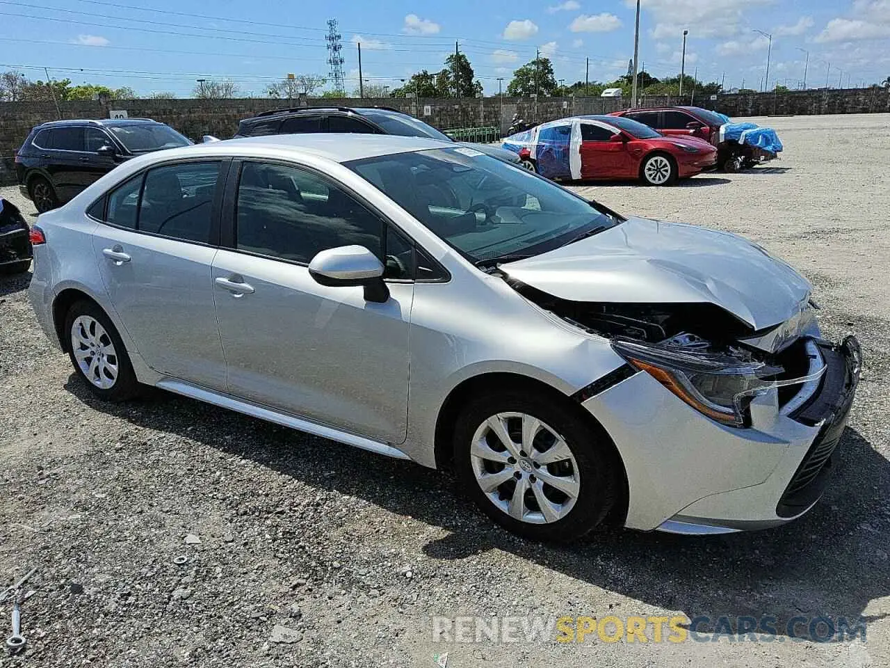 4 Photograph of a damaged car 5YFB4MDE0SP237073 TOYOTA COROLLA 2025