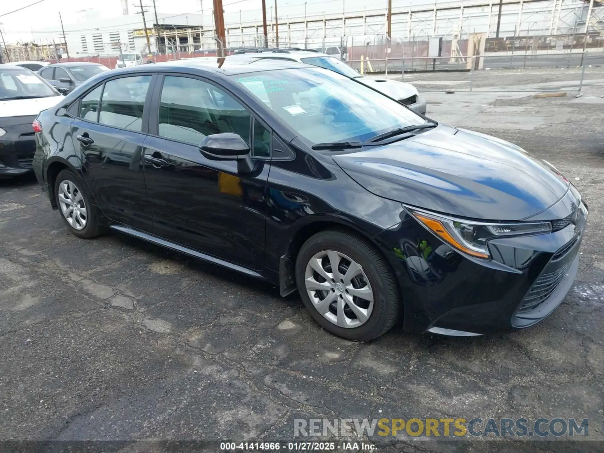 1 Photograph of a damaged car 5YFB4MDE0SP238174 TOYOTA COROLLA 2025