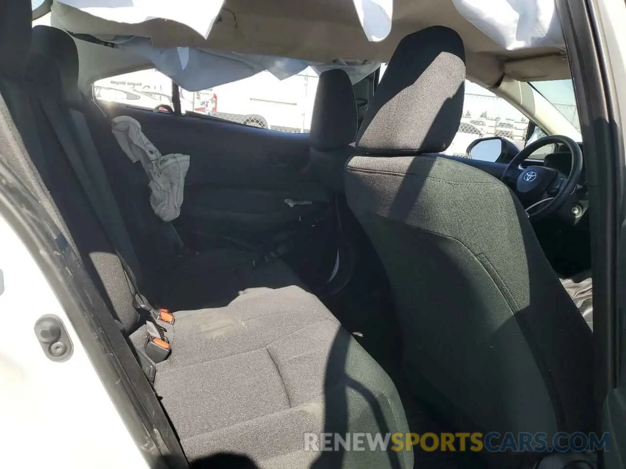 10 Photograph of a damaged car 5YFB4MDE0SP245092 TOYOTA COROLLA 2025