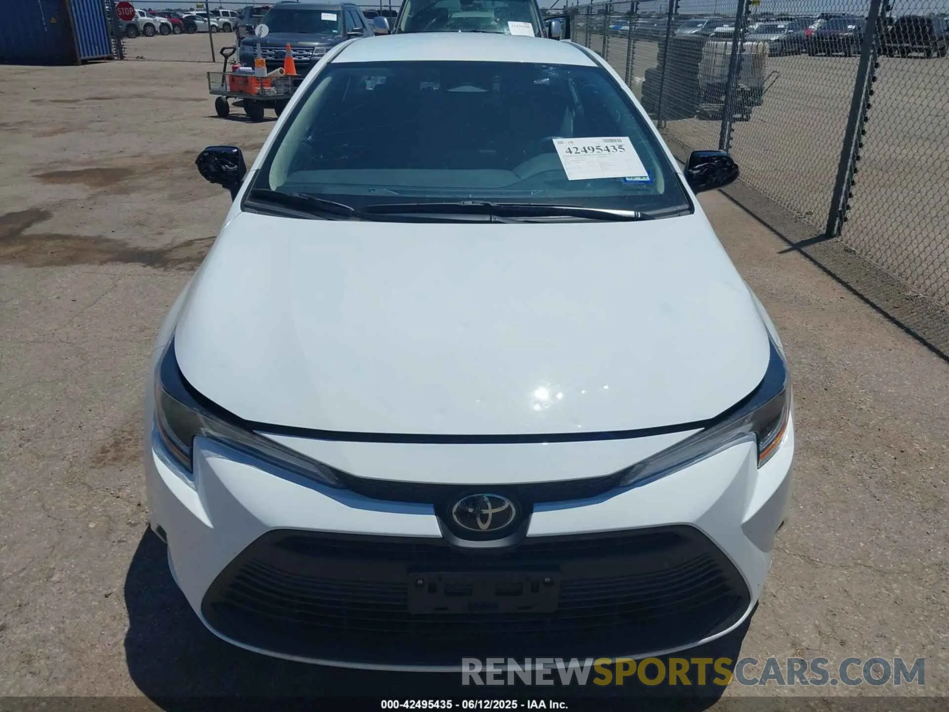 12 Photograph of a damaged car 5YFB4MDE0SP287827 TOYOTA COROLLA 2025