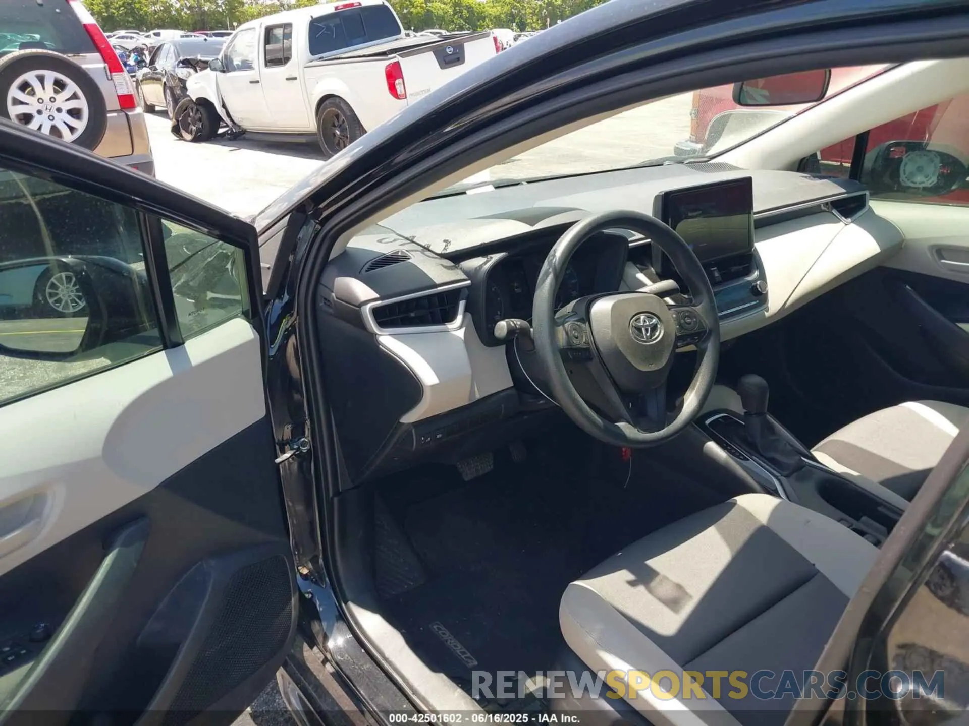 10 Фотография поврежденного автомобиля 5YFB4MDE1SP229225 TOYOTA COROLLA 2025