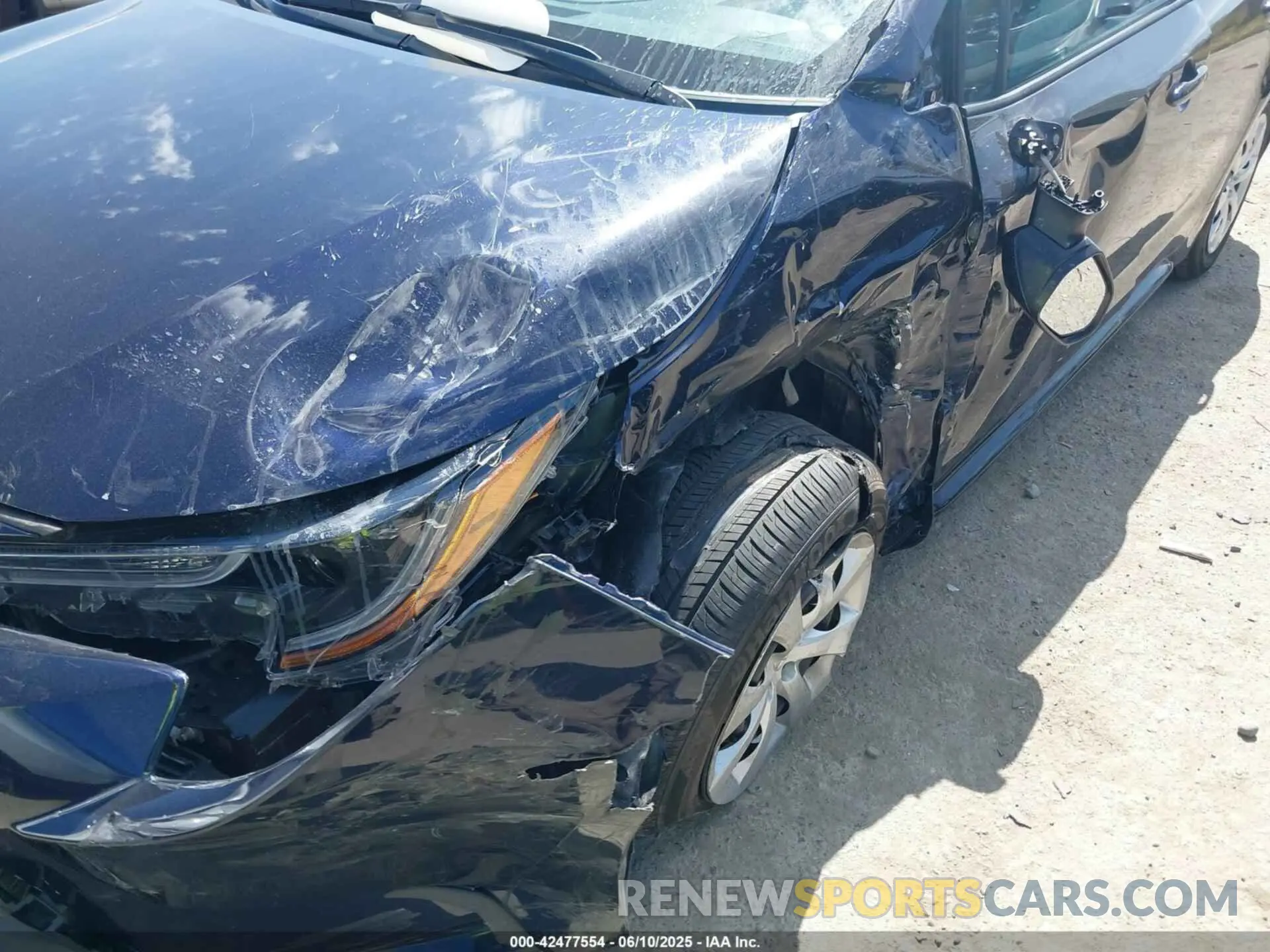 6 Photograph of a damaged car 5YFB4MDE1SP249104 TOYOTA COROLLA 2025