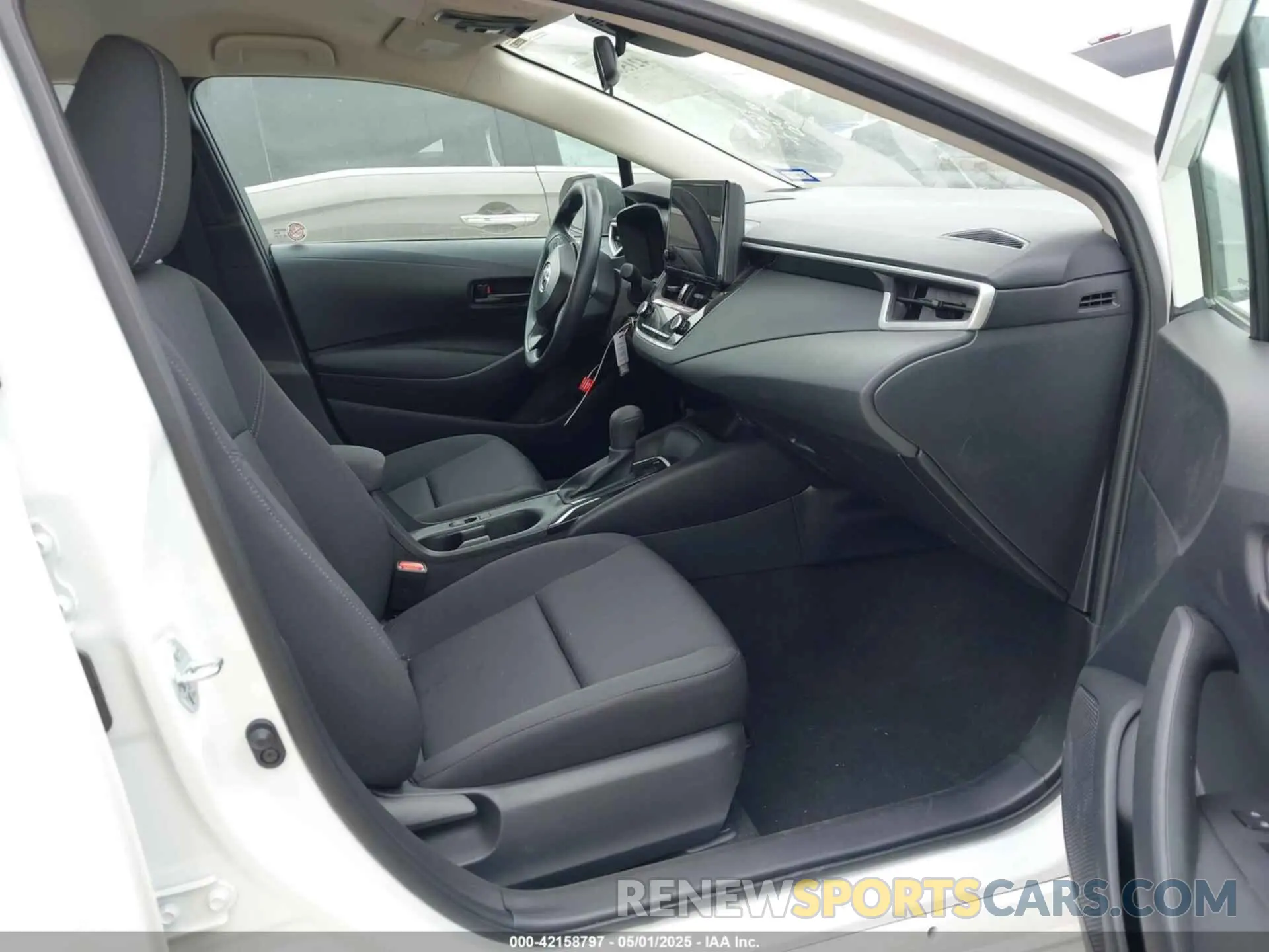 5 Фотография поврежденного автомобиля 5YFB4MDE1SP276772 TOYOTA COROLLA 2025
