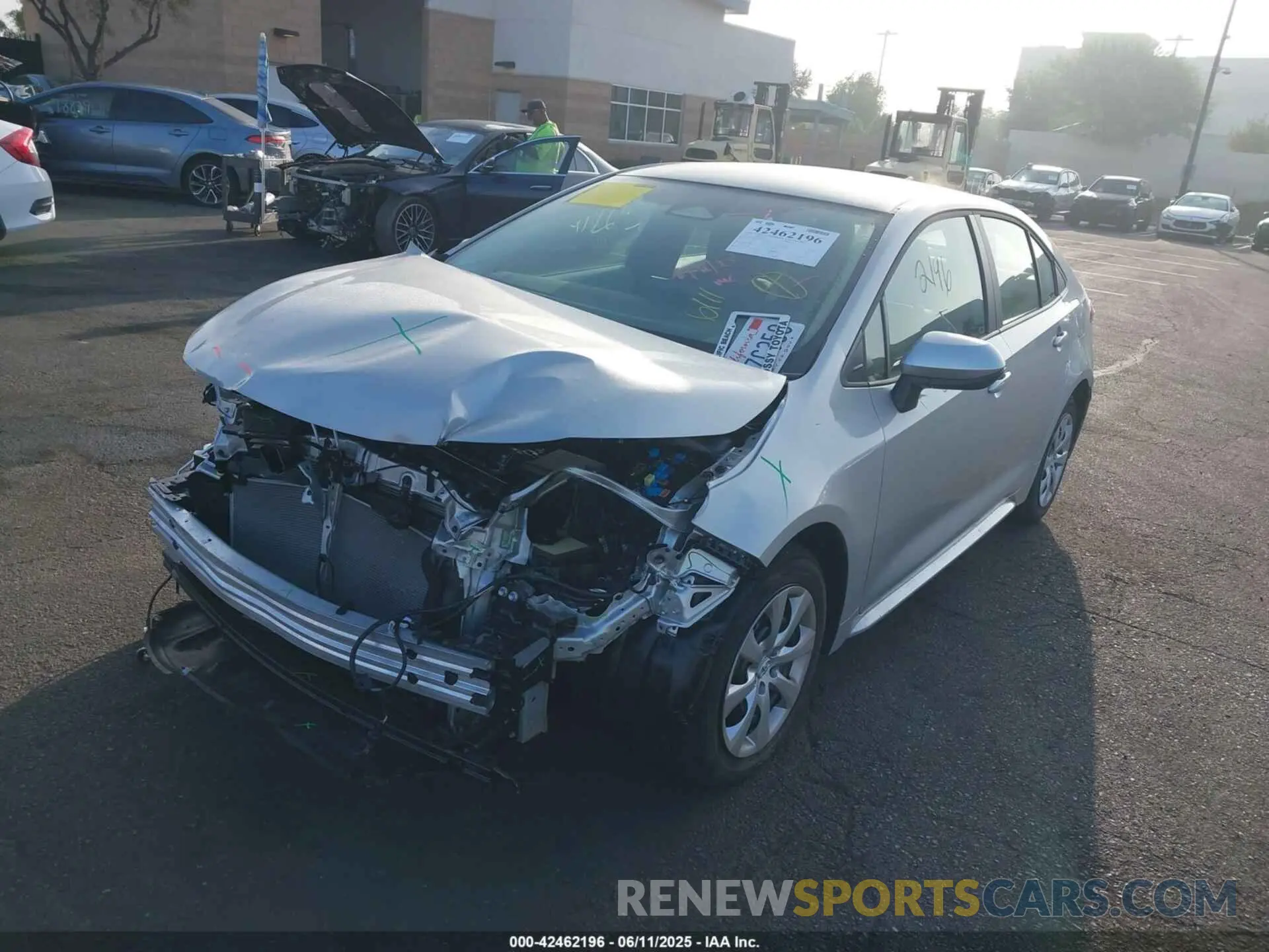 2 Фотография поврежденного автомобиля 5YFB4MDE1SP291238 TOYOTA COROLLA 2025
