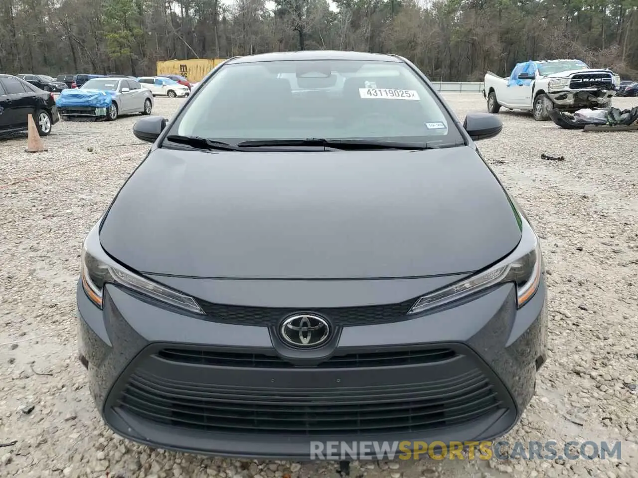 5 Photograph of a damaged car 5YFB4MDE2SP234756 TOYOTA COROLLA 2025
