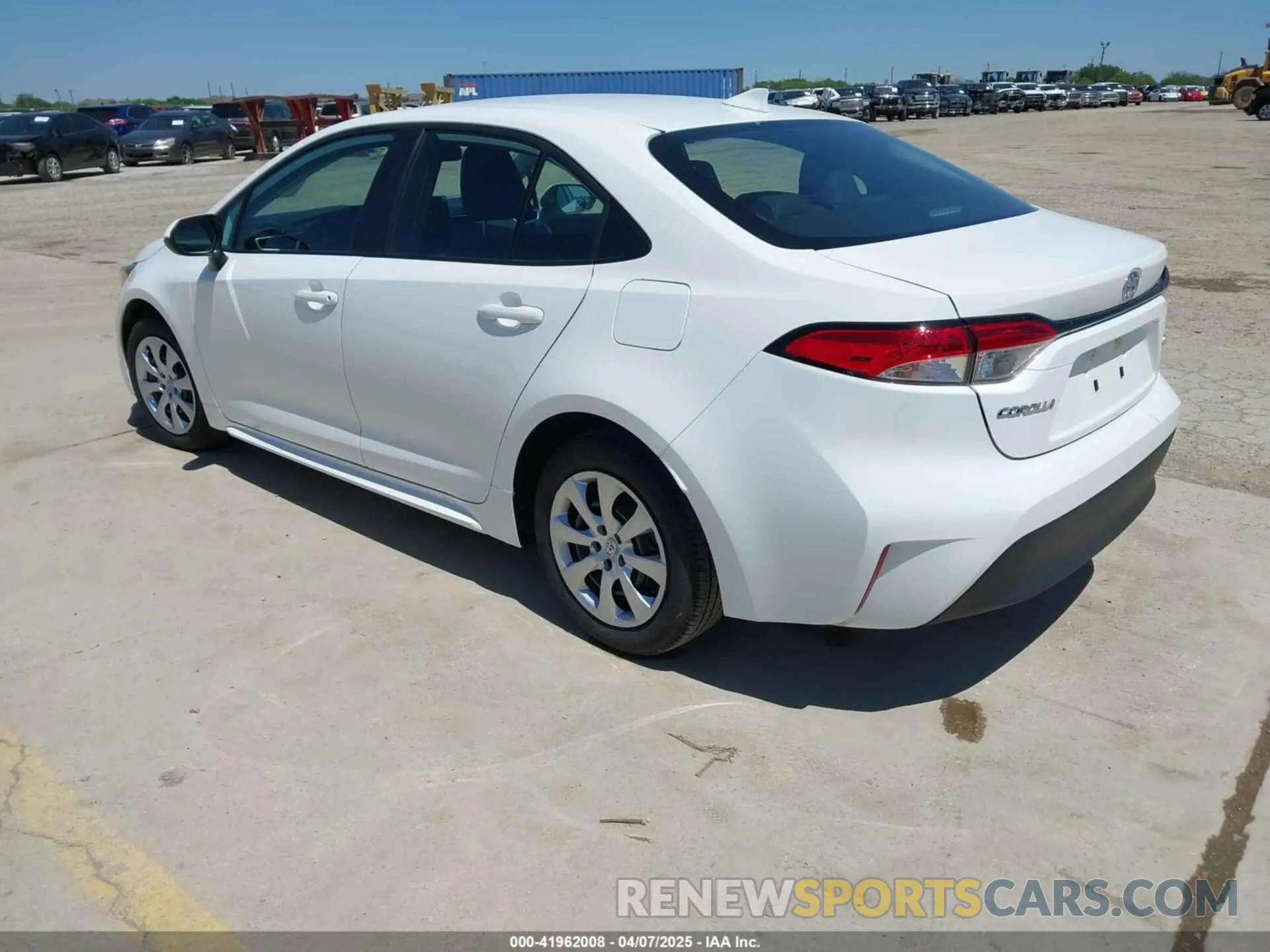 3 Photograph of a damaged car 5YFB4MDE2SP238600 TOYOTA COROLLA 2025