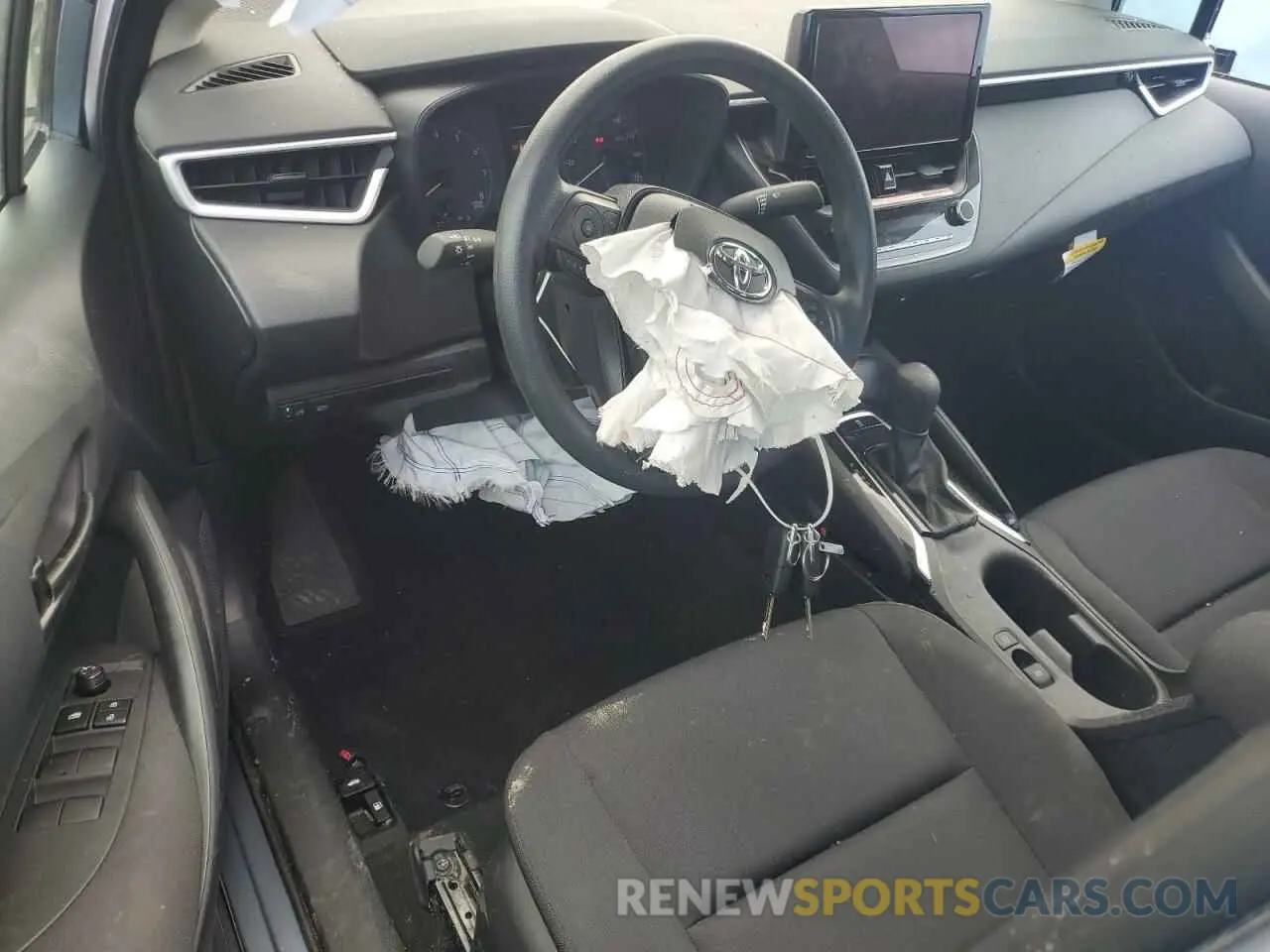8 Photograph of a damaged car 5YFB4MDE2SP241836 TOYOTA COROLLA 2025