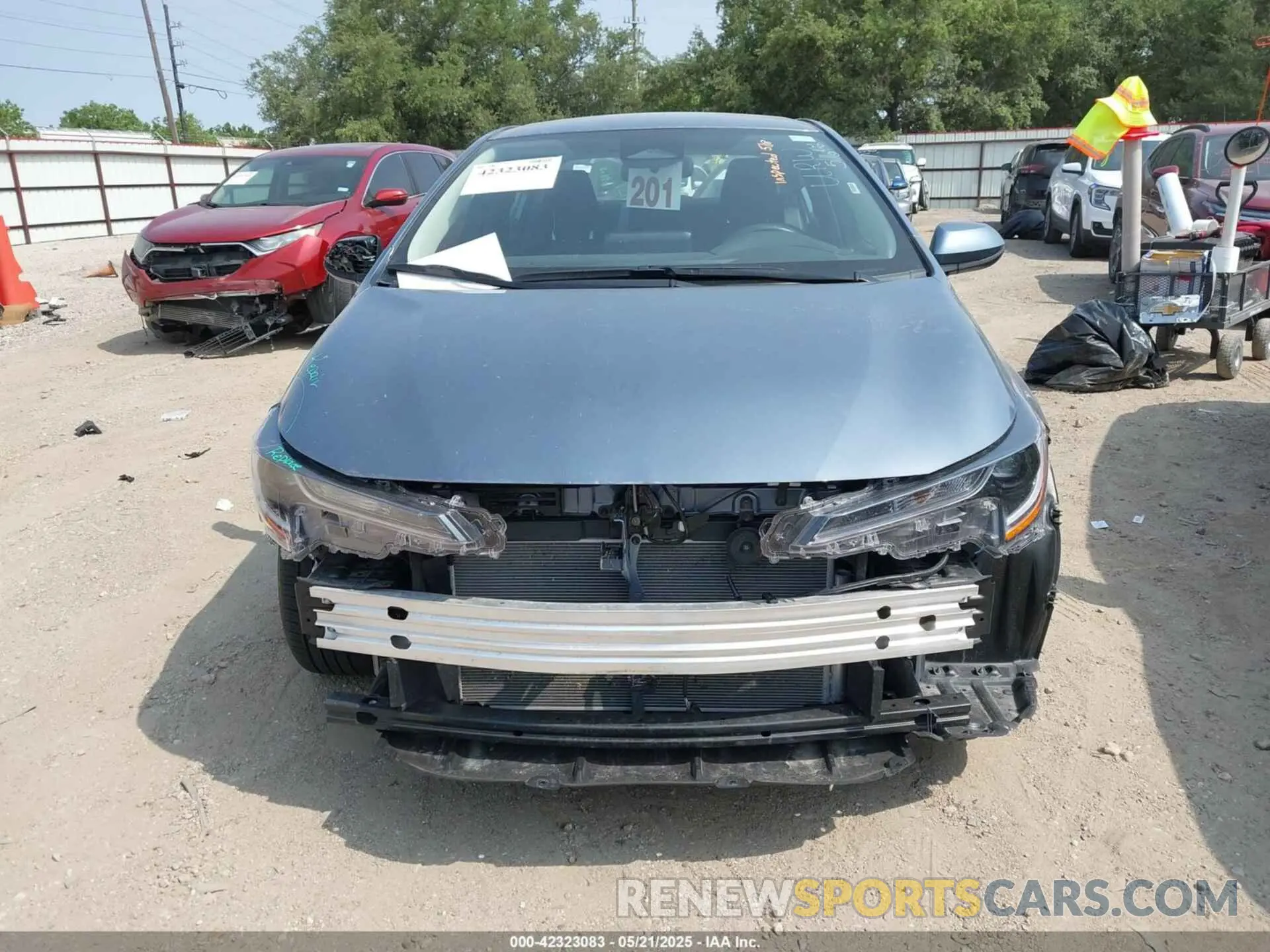 13 Фотография поврежденного автомобиля 5YFB4MDE2SP242937 TOYOTA COROLLA 2025