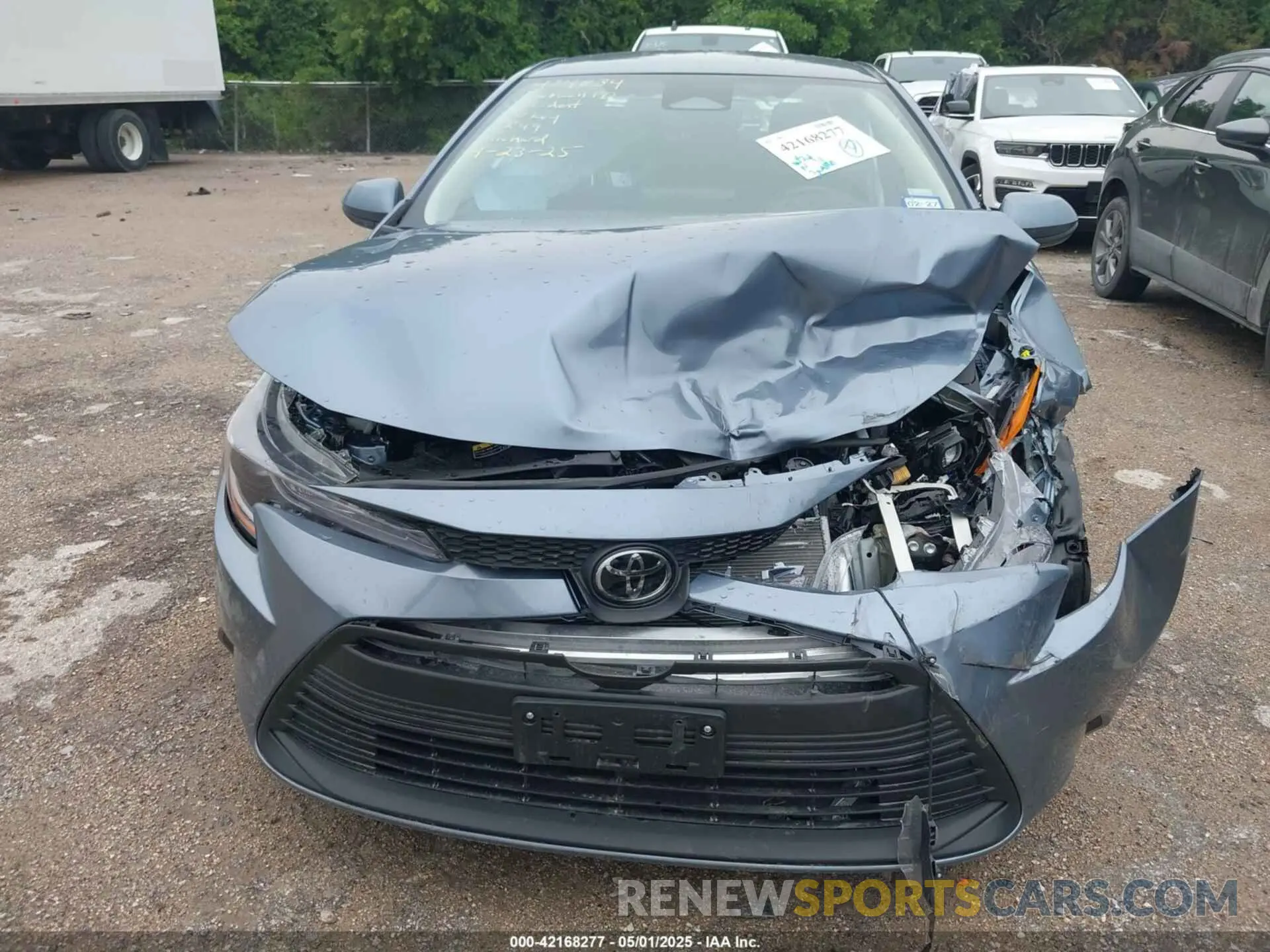 12 Photograph of a damaged car 5YFB4MDE2SP284881 TOYOTA COROLLA 2025