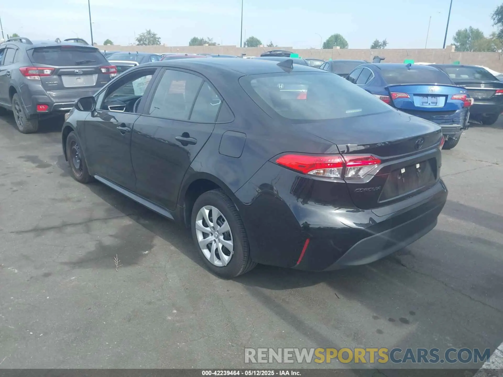 3 Photograph of a damaged car 5YFB4MDE3SP234975 TOYOTA COROLLA 2025