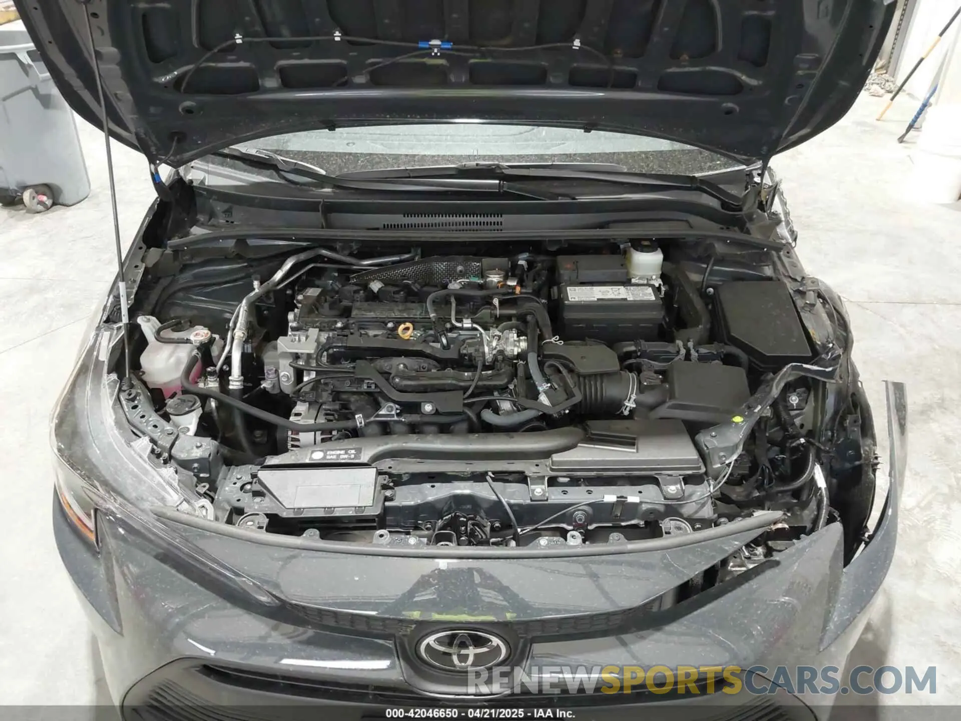 9 Photograph of a damaged car 5YFB4MDE3SP259777 TOYOTA COROLLA 2025