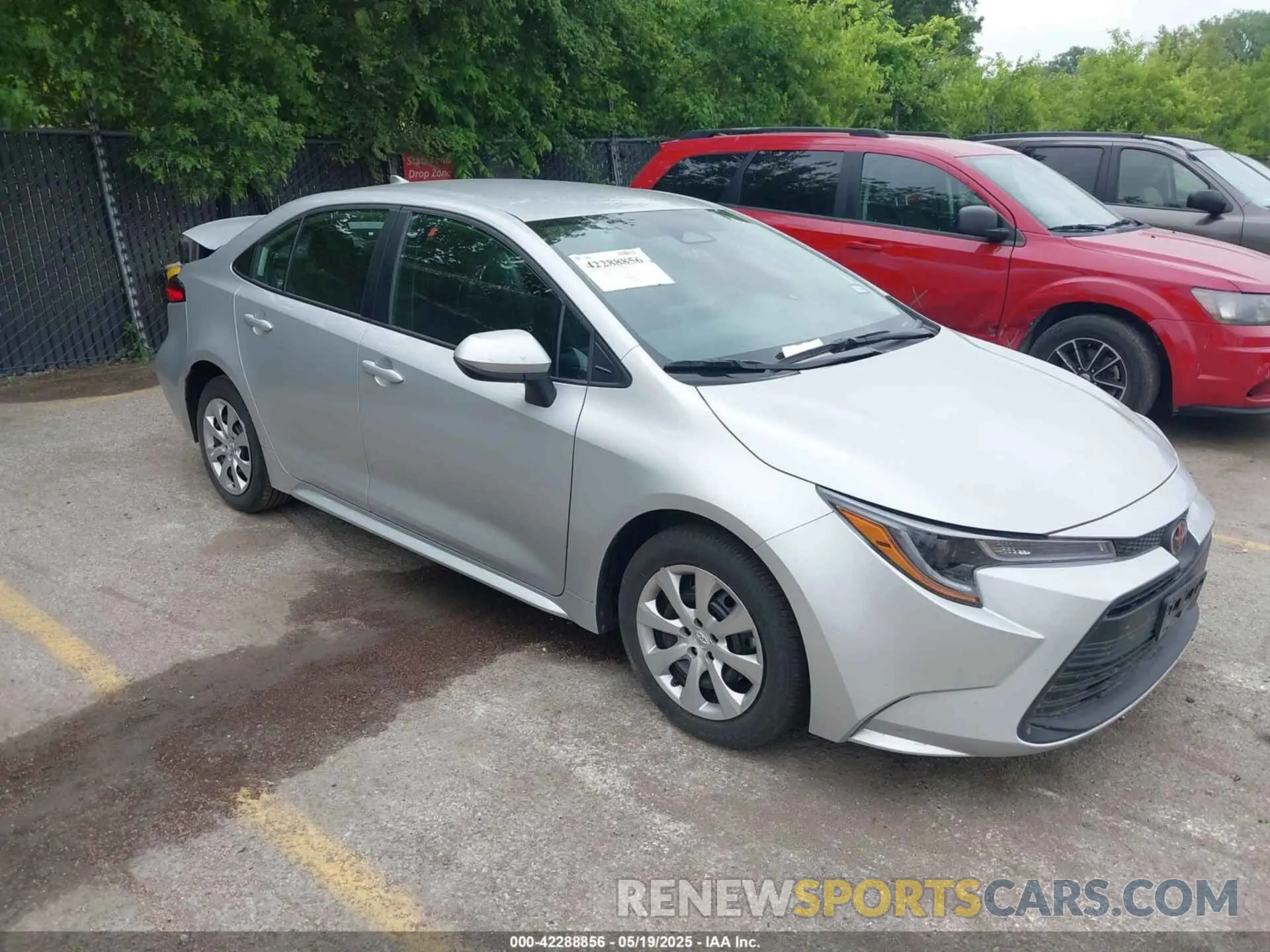 1 Photograph of a damaged car 5YFB4MDE4SP250490 TOYOTA COROLLA 2025