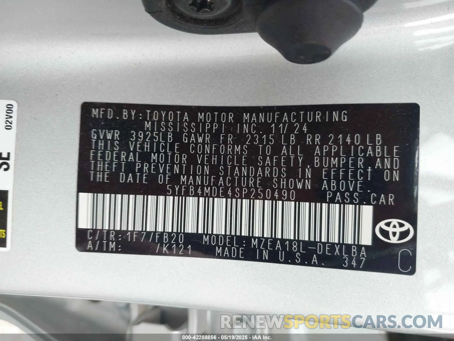 9 Photograph of a damaged car 5YFB4MDE4SP250490 TOYOTA COROLLA 2025