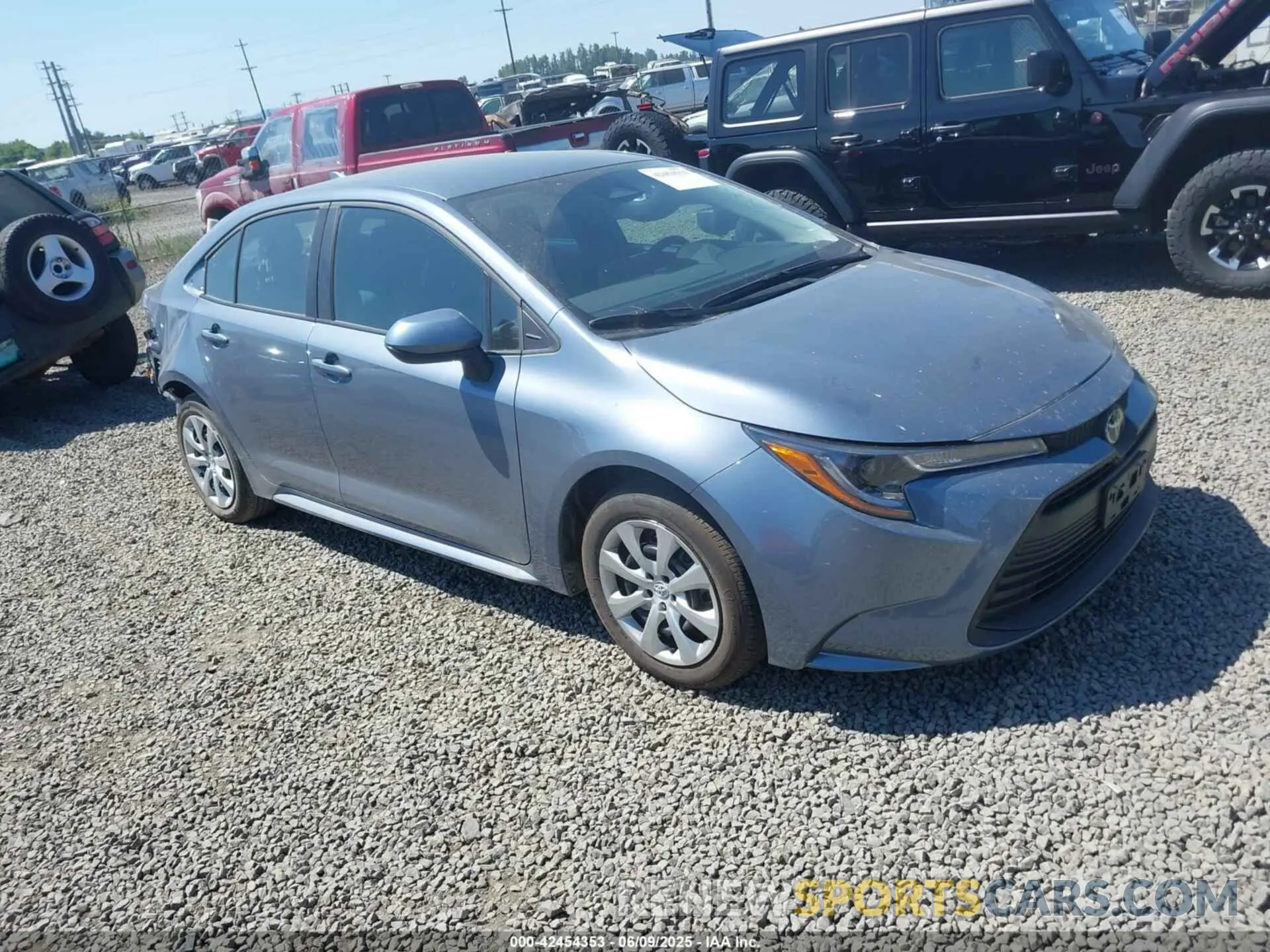 1 Photograph of a damaged car 5YFB4MDE4SP295039 TOYOTA COROLLA 2025