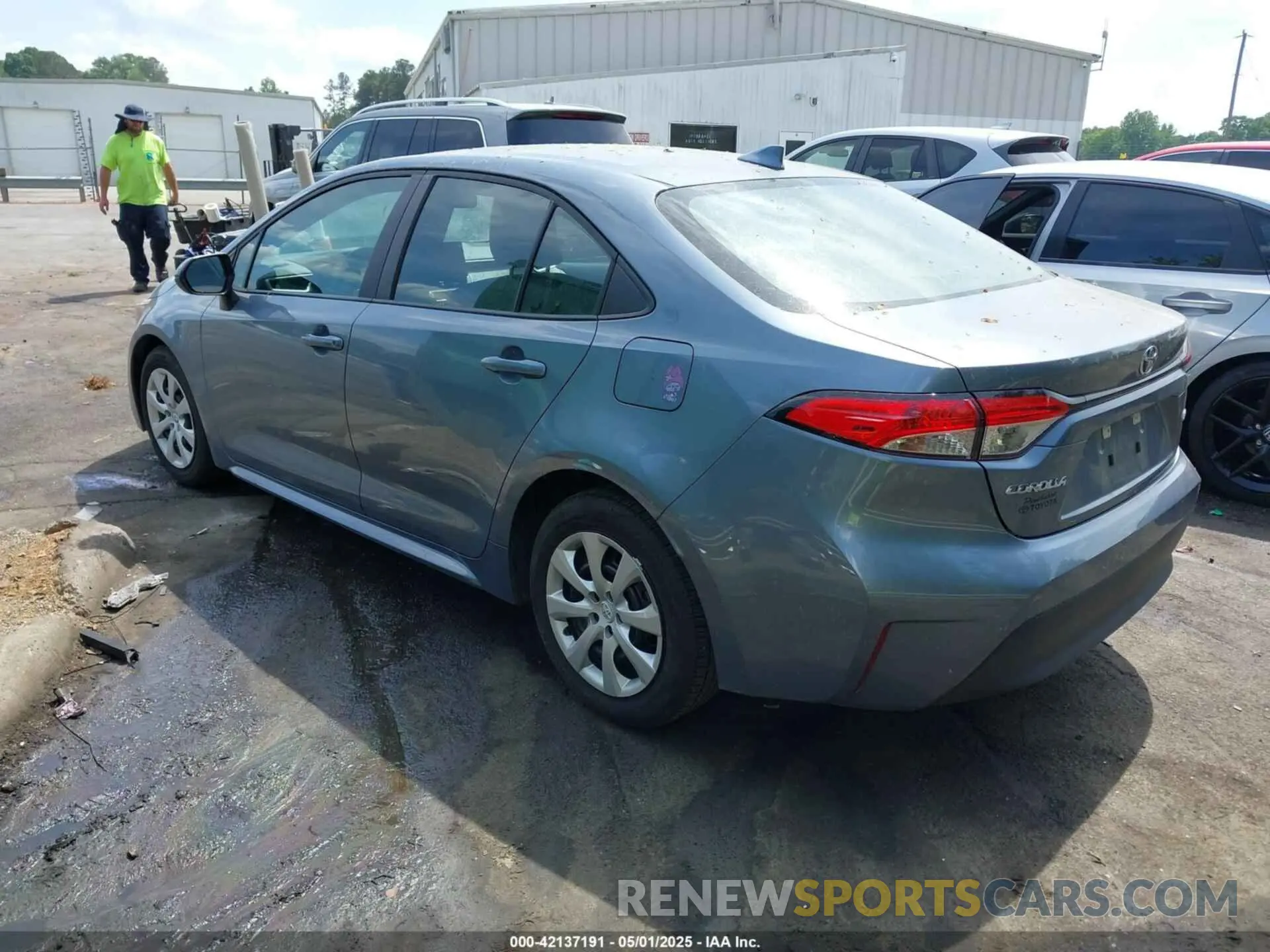 3 Photograph of a damaged car 5YFB4MDE5SP228837 TOYOTA COROLLA 2025