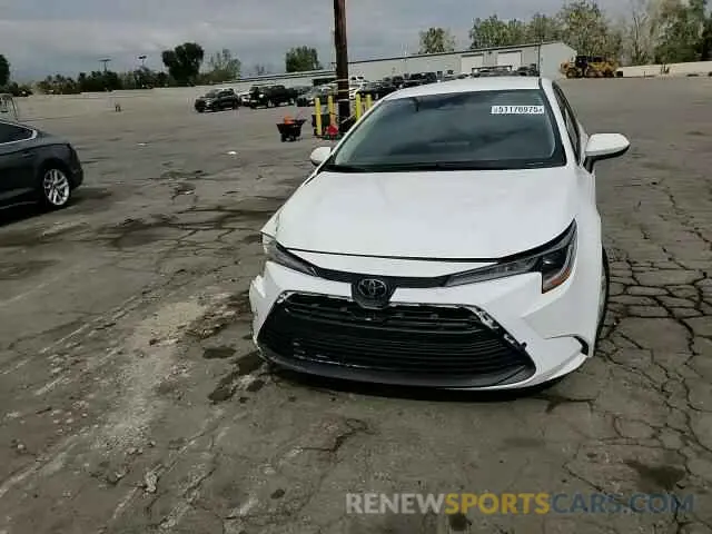 10 Photograph of a damaged car 5YFB4MDE5SP229759 TOYOTA COROLLA 2025