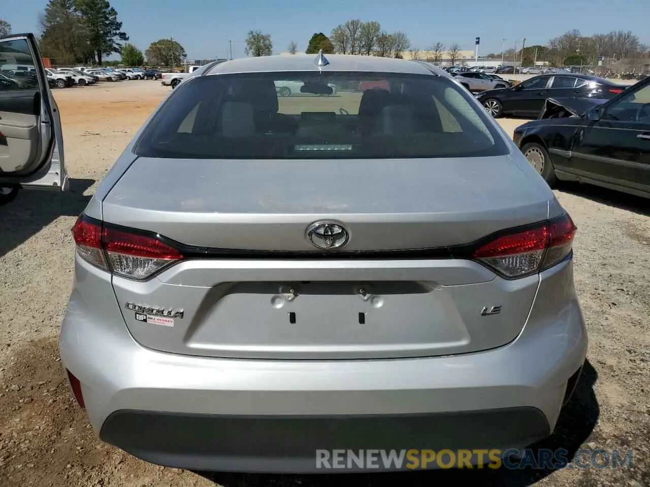 6 Photograph of a damaged car 5YFB4MDE5SP239885 TOYOTA COROLLA 2025