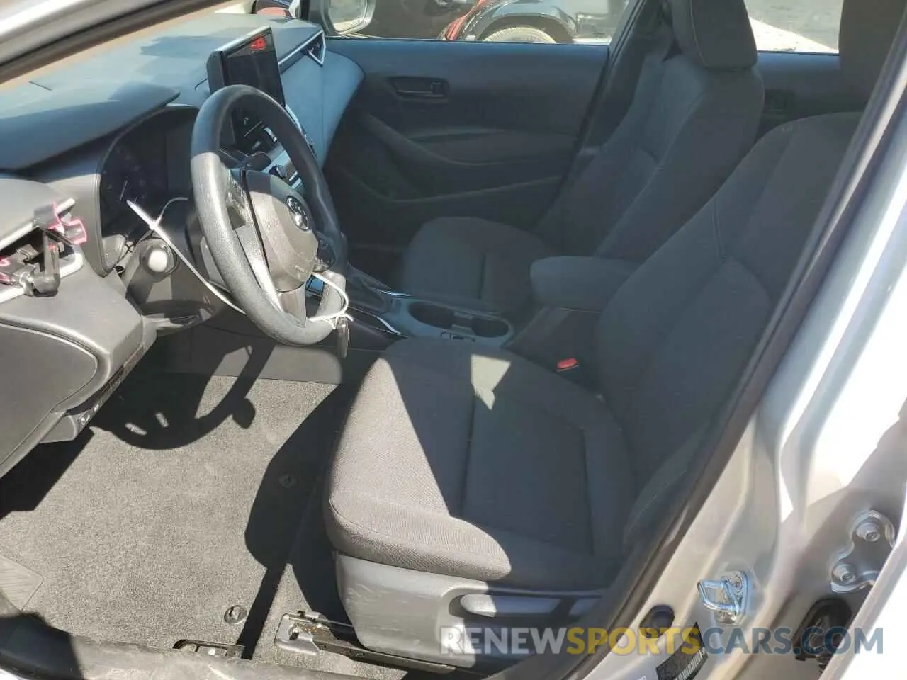 7 Photograph of a damaged car 5YFB4MDE5SP239885 TOYOTA COROLLA 2025
