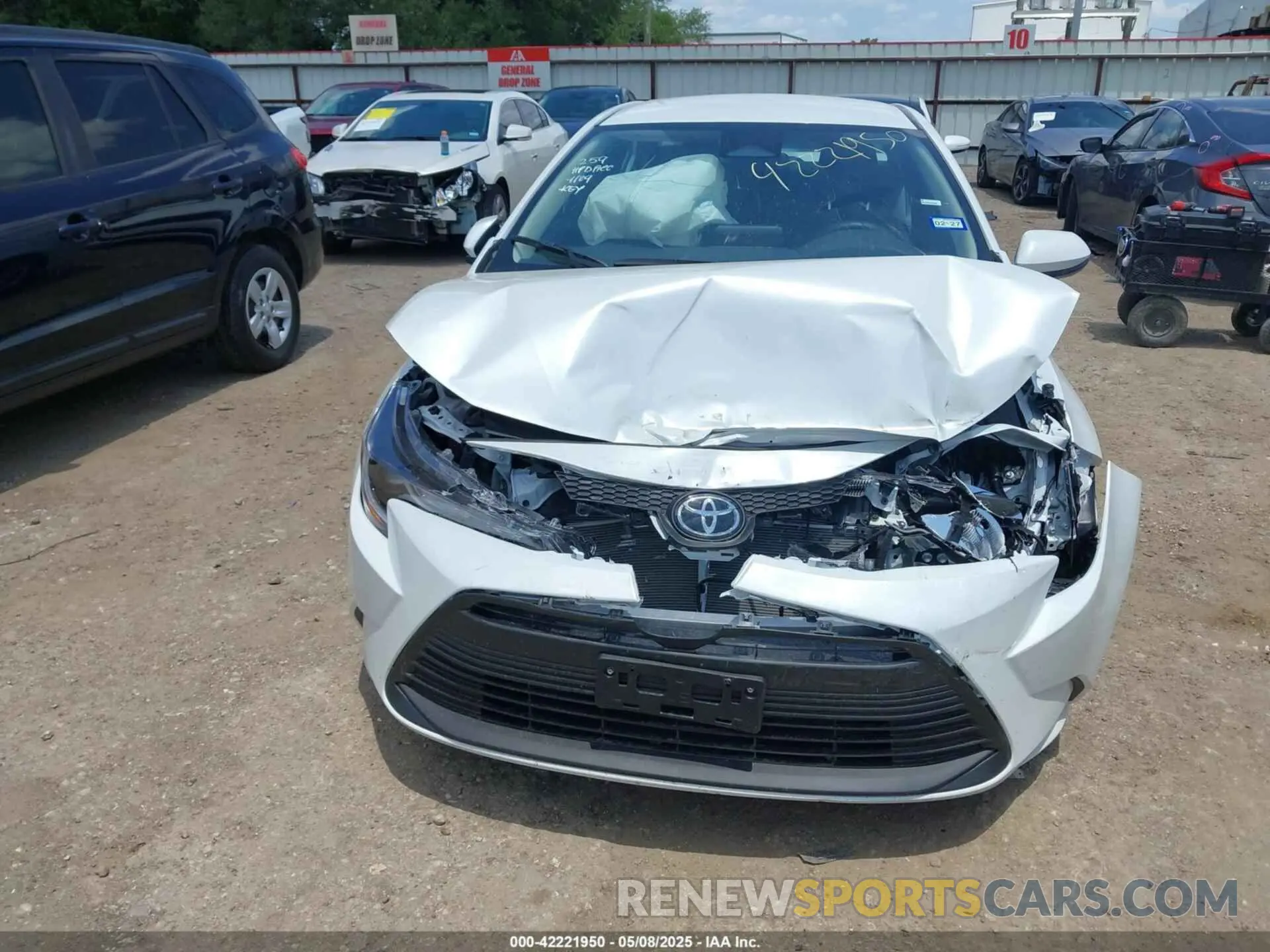 12 Фотография поврежденного автомобиля 5YFB4MDE5SP284079 TOYOTA COROLLA 2025