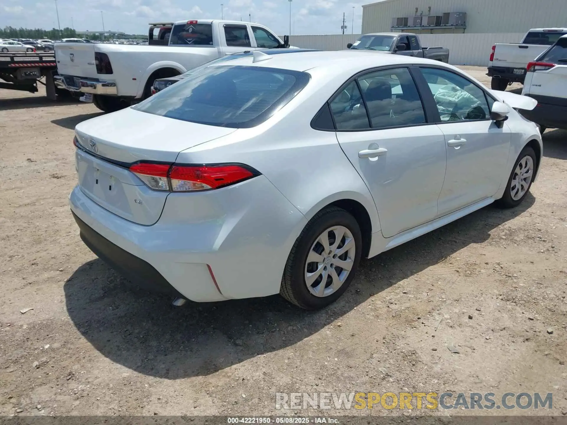 4 Фотография поврежденного автомобиля 5YFB4MDE5SP284079 TOYOTA COROLLA 2025