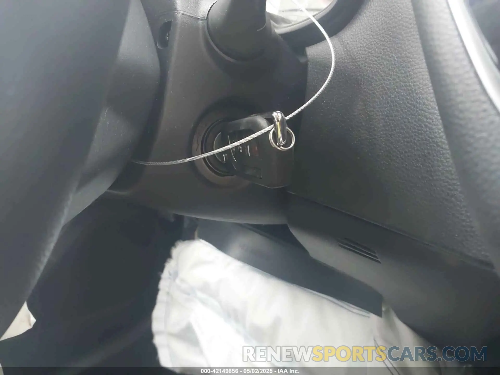 11 Photograph of a damaged car 5YFB4MDE6SP247199 TOYOTA COROLLA 2025