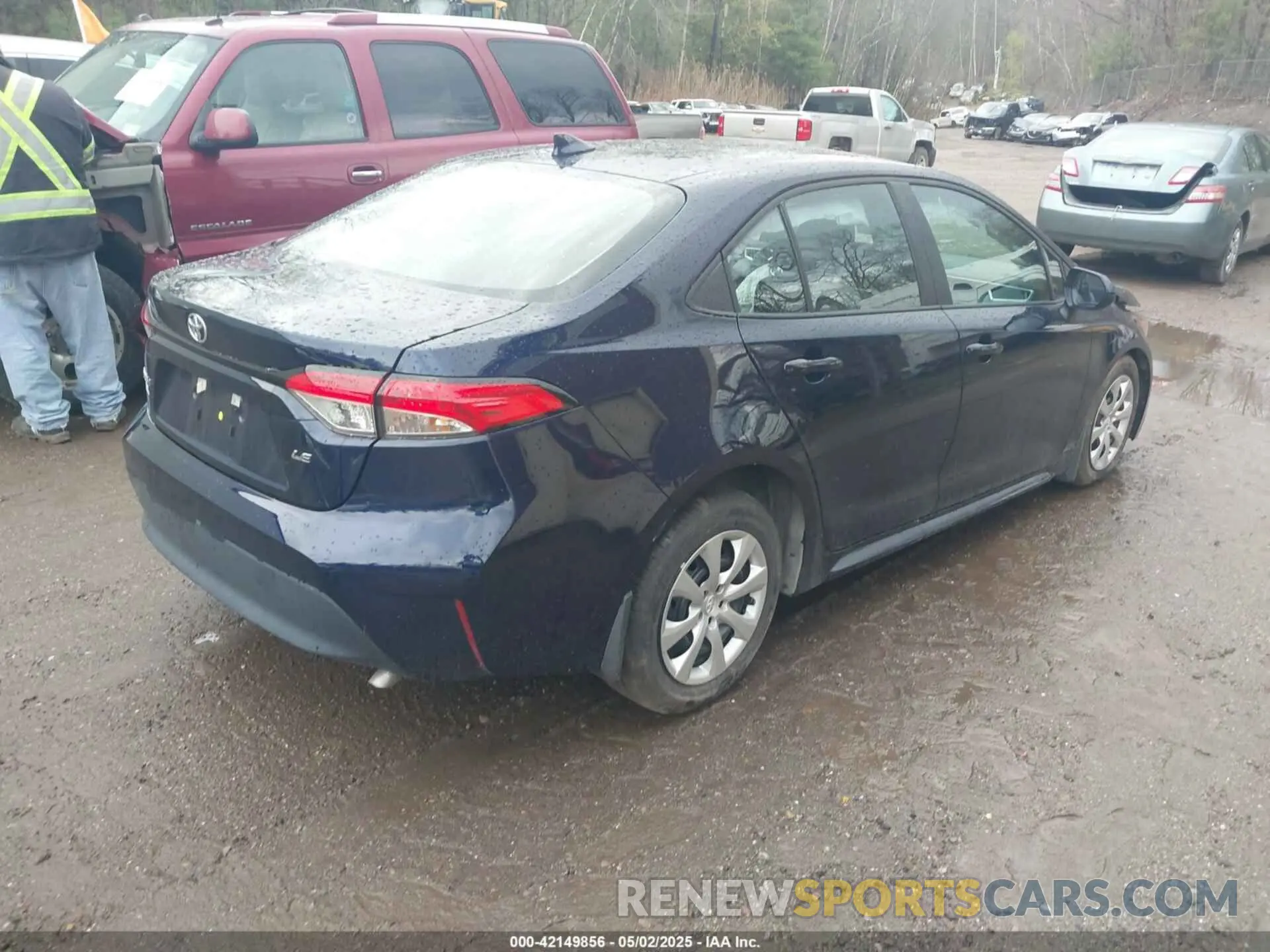 4 Photograph of a damaged car 5YFB4MDE6SP247199 TOYOTA COROLLA 2025