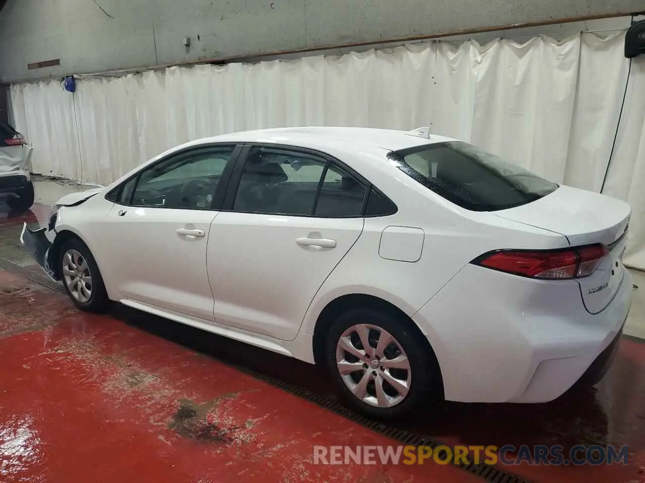 2 Photograph of a damaged car 5YFB4MDE7SP256672 TOYOTA COROLLA 2025