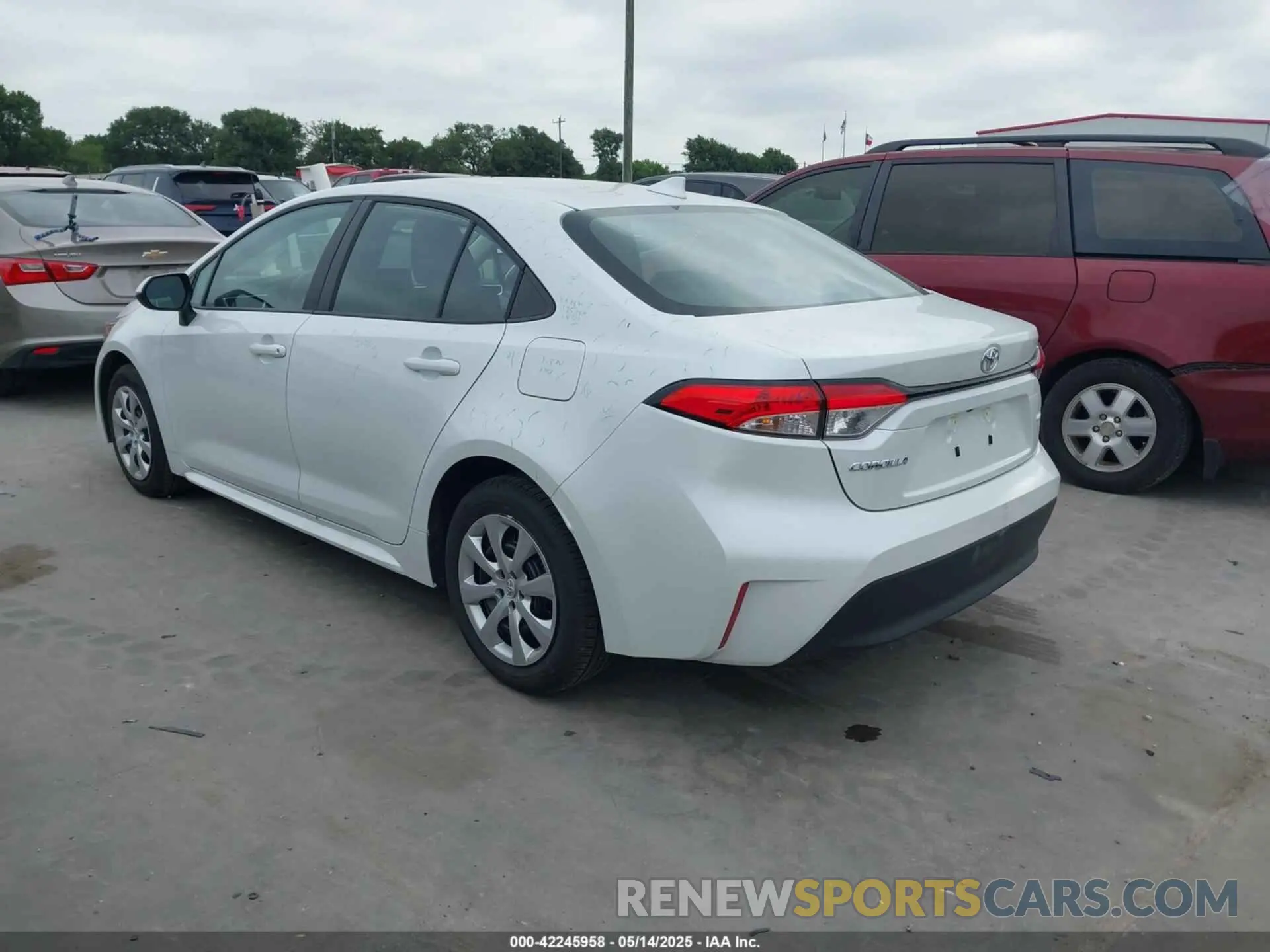 3 Фотография поврежденного автомобиля 5YFB4MDE7SP271155 TOYOTA COROLLA 2025