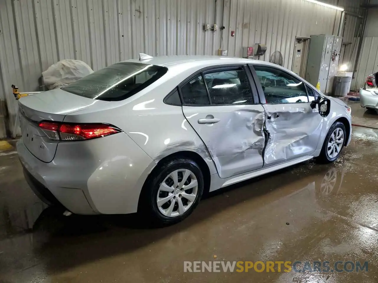 3 Photograph of a damaged car 5YFB4MDE8SP231909 TOYOTA COROLLA 2025