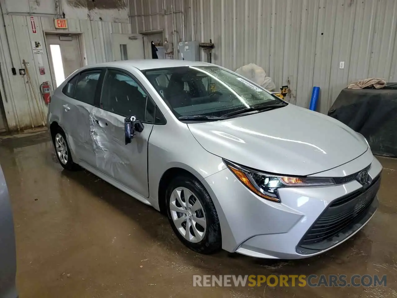 4 Photograph of a damaged car 5YFB4MDE8SP231909 TOYOTA COROLLA 2025