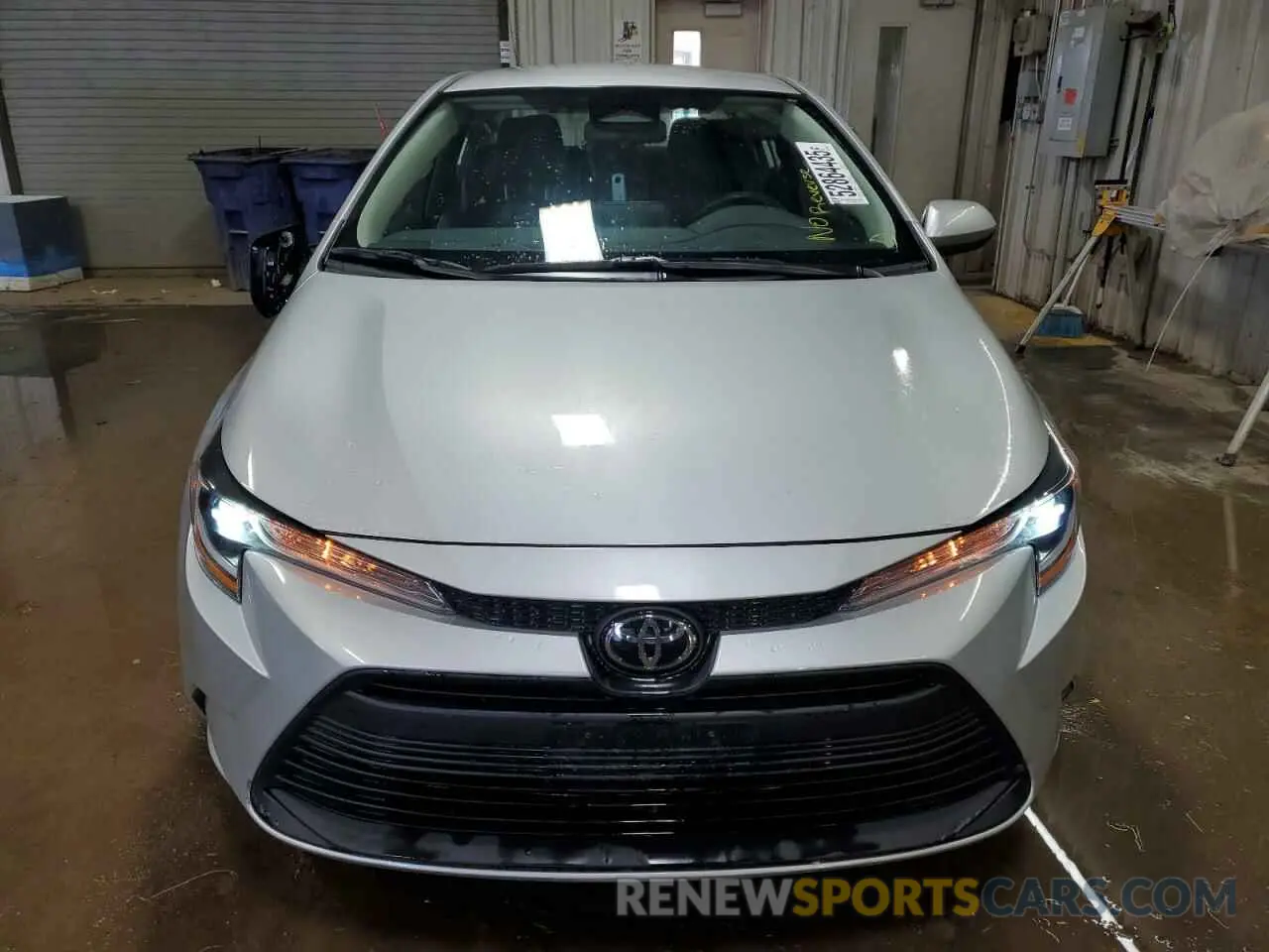 5 Photograph of a damaged car 5YFB4MDE8SP231909 TOYOTA COROLLA 2025