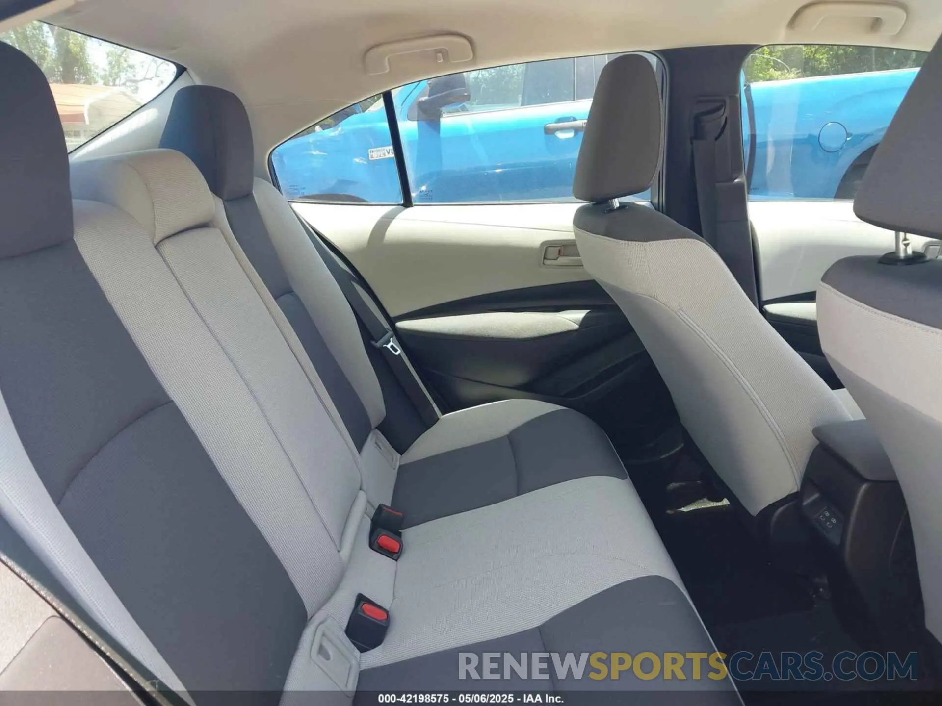 8 Фотография поврежденного автомобиля 5YFB4MDE8SP272976 TOYOTA COROLLA 2025