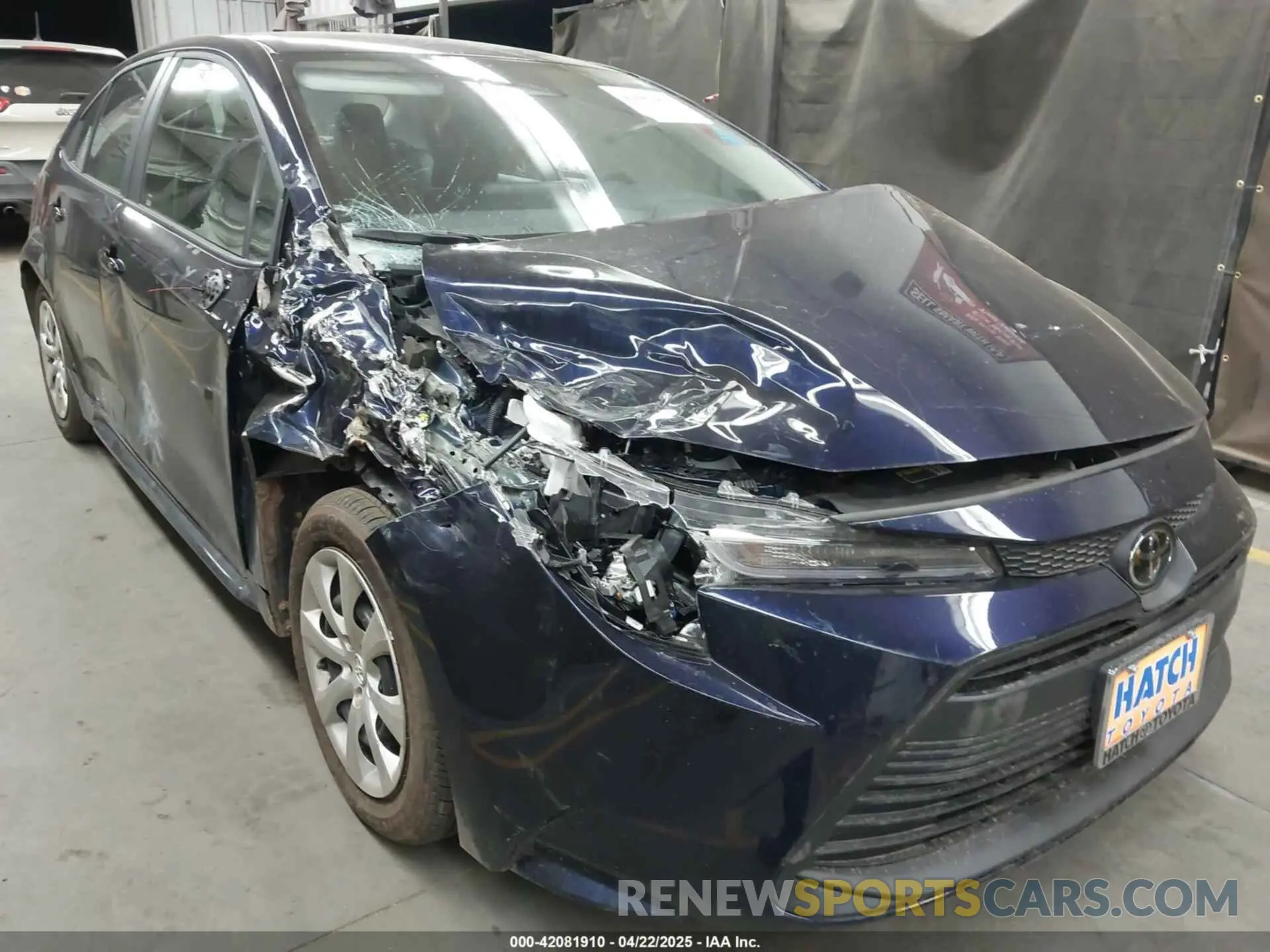 6 Photograph of a damaged car 5YFB4MDE8SP273979 TOYOTA COROLLA 2025