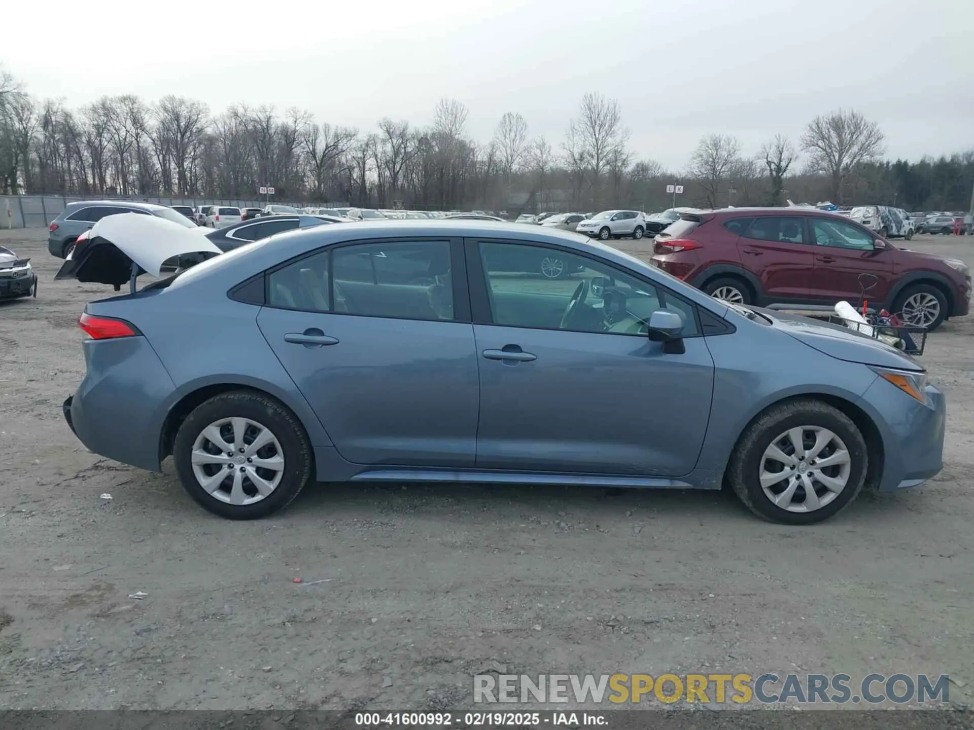 13 Photograph of a damaged car 5YFB4MDE9SP235113 TOYOTA COROLLA 2025