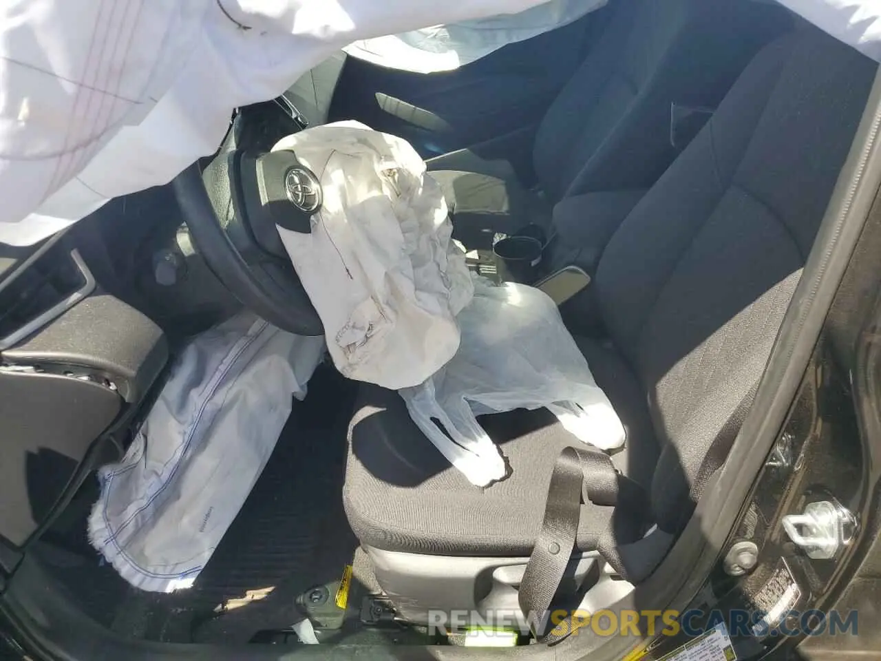 7 Photograph of a damaged car 5YFB4MDE9SP238464 TOYOTA COROLLA 2025