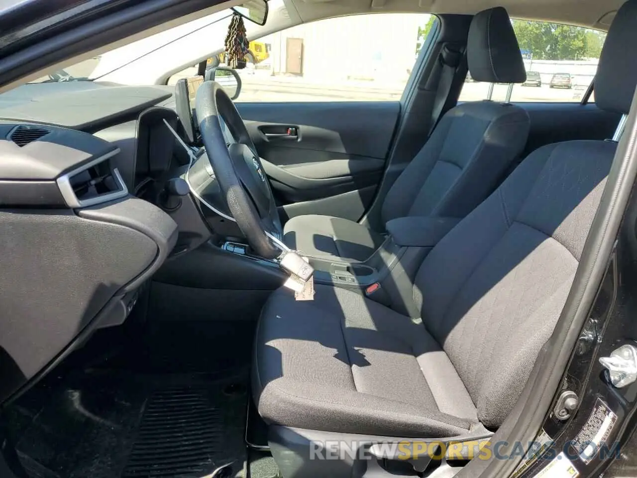 7 Фотография поврежденного автомобиля 5YFB4MDE9SP252218 TOYOTA COROLLA 2025