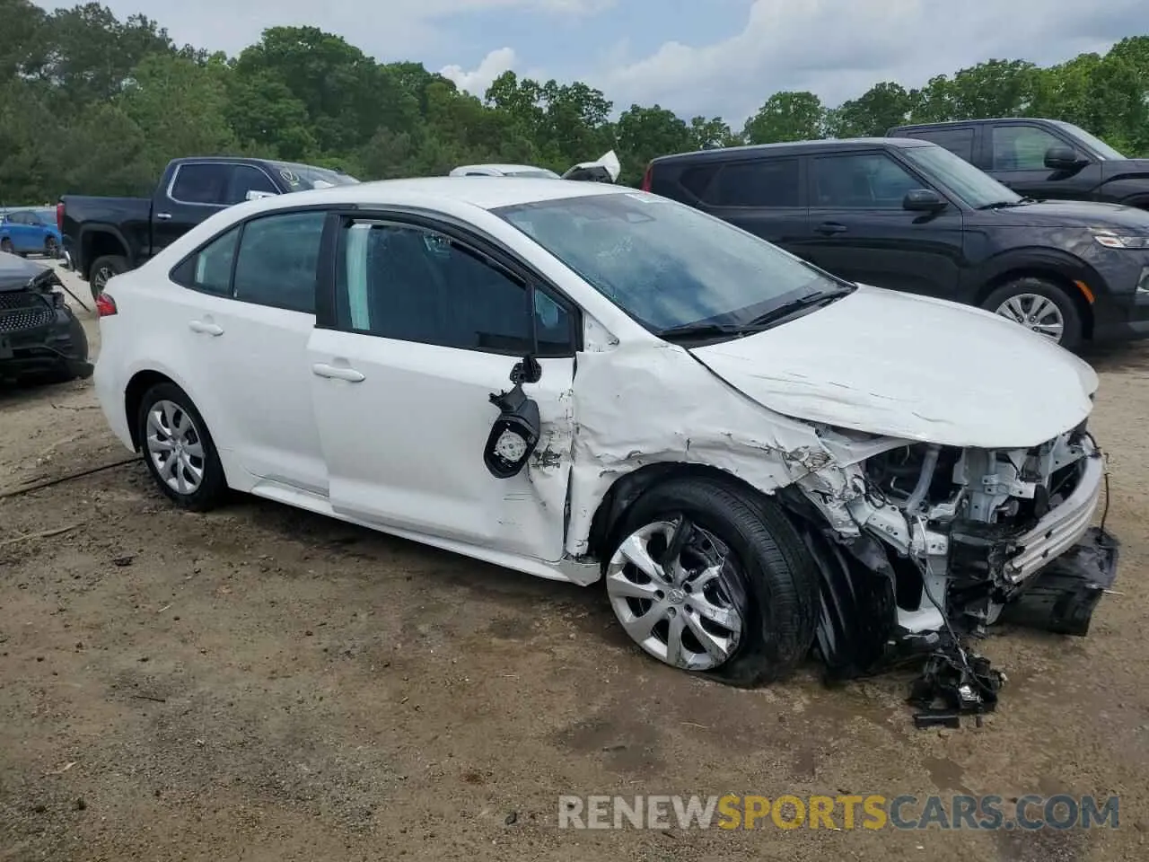 4 Photograph of a damaged car 5YFB4MDE9SP268922 TOYOTA COROLLA 2025