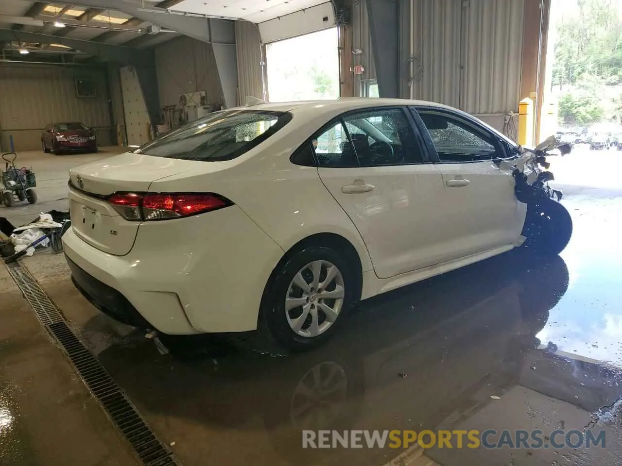 3 Photograph of a damaged car 5YFB4MDEXSP248761 TOYOTA COROLLA 2025