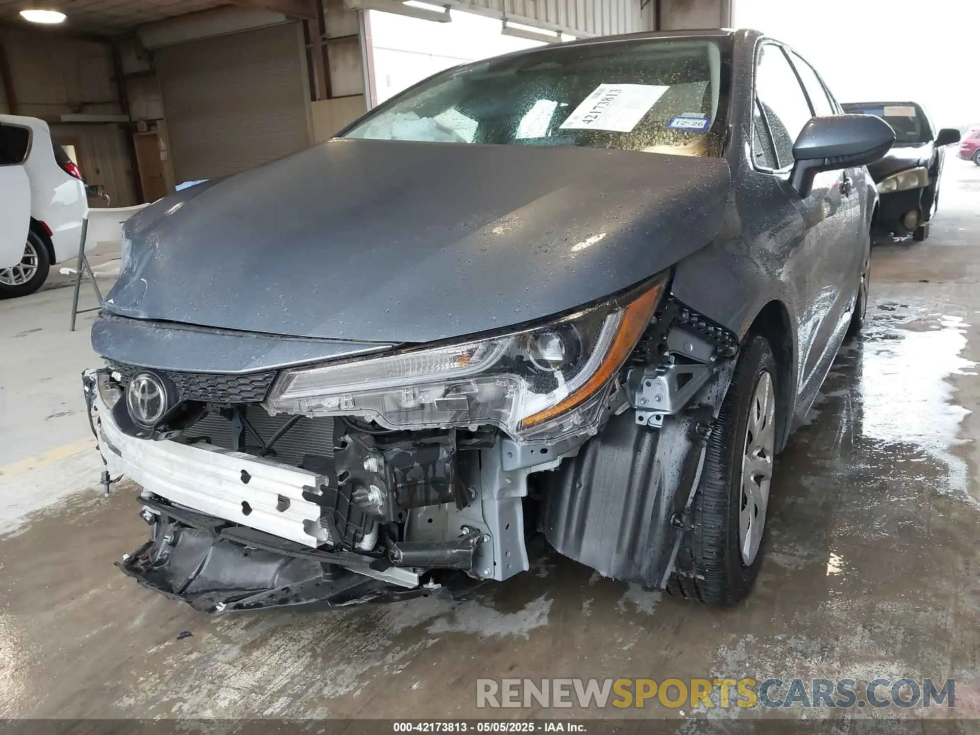 18 Photograph of a damaged car 5YFB4MDEXSP259713 TOYOTA COROLLA 2025