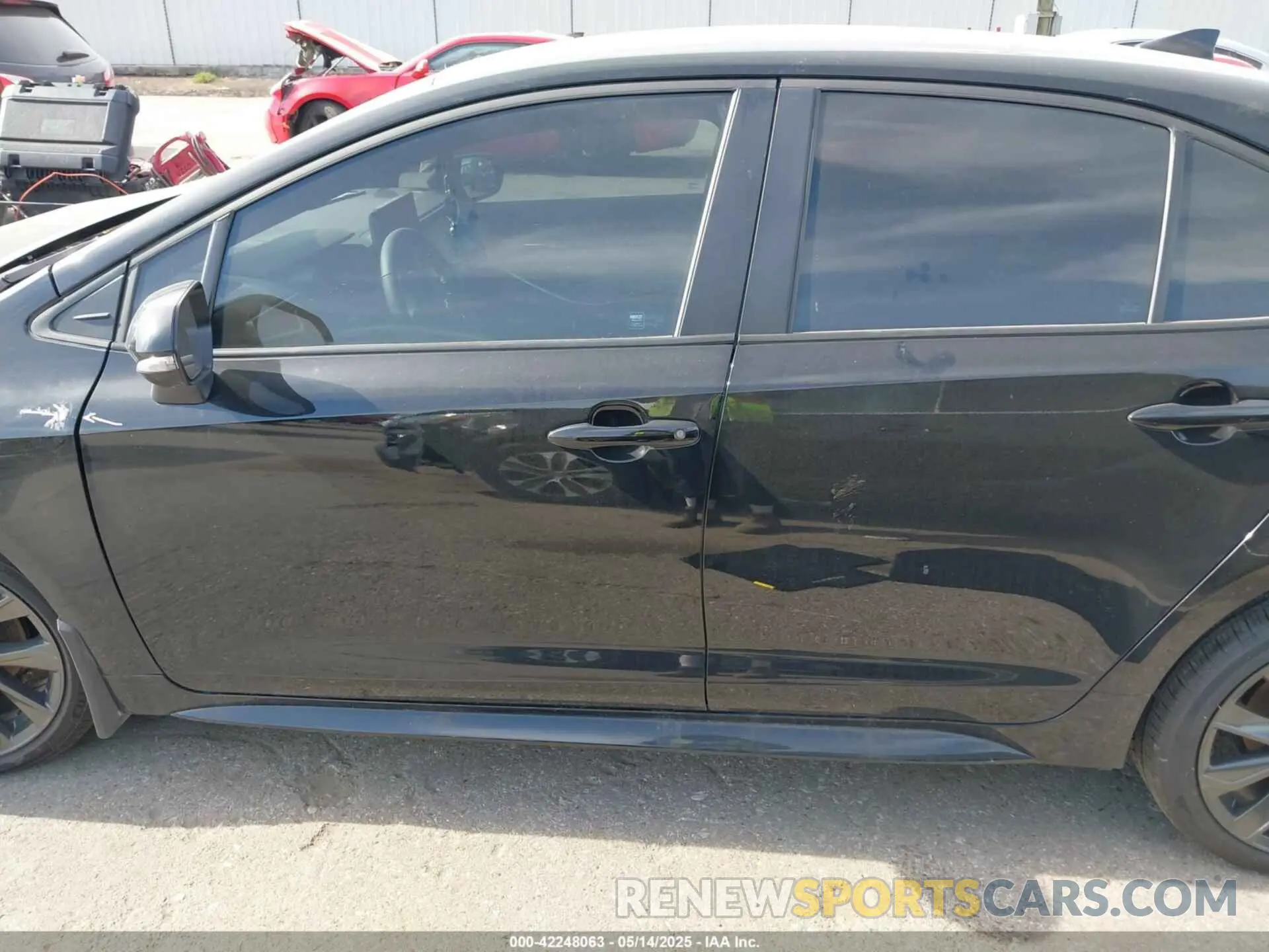 15 Photograph of a damaged car 5YFS4MCE2SP220955 TOYOTA COROLLA 2025