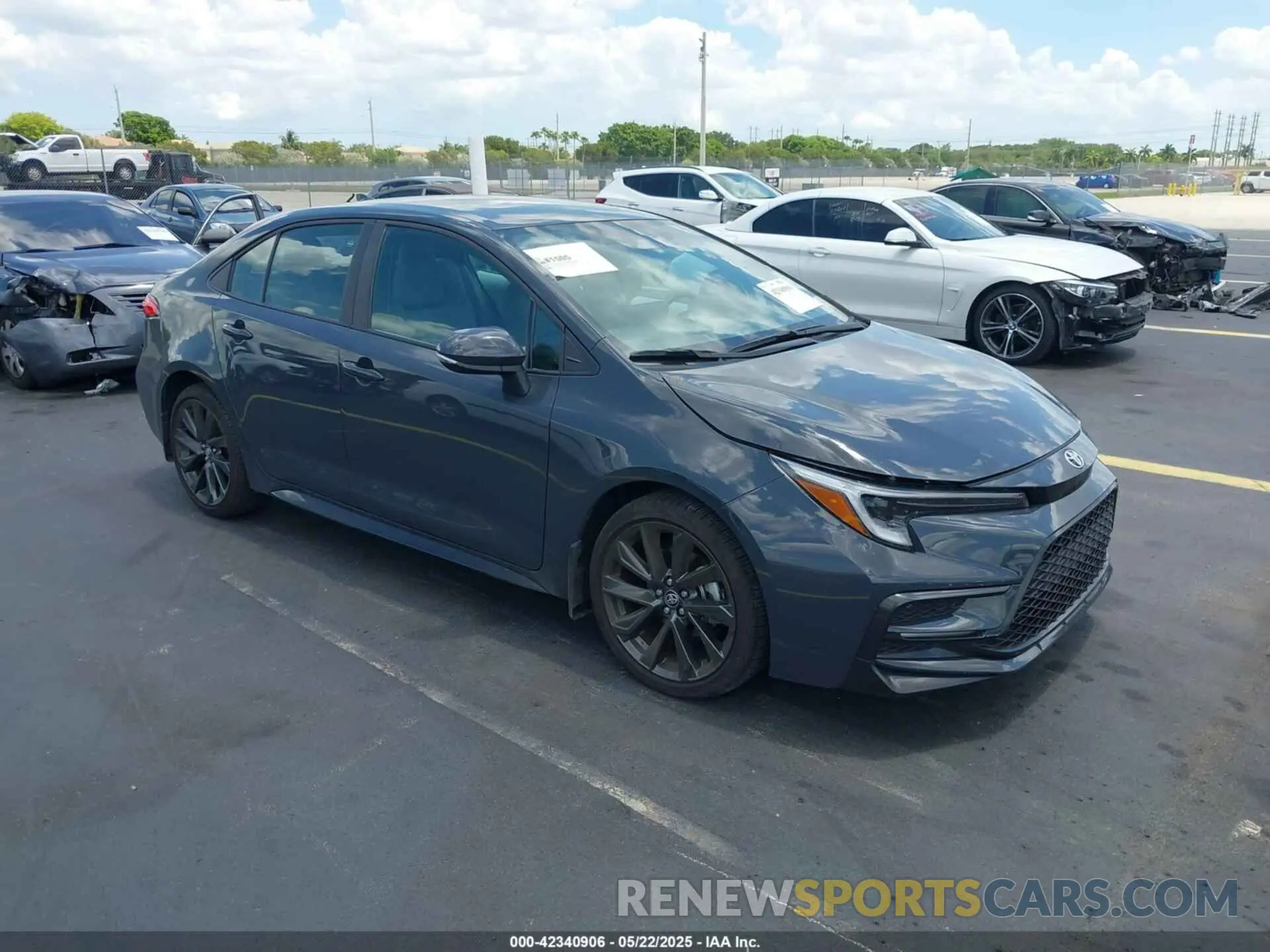 1 Photograph of a damaged car 5YFS4MCE4SP222822 TOYOTA COROLLA 2025